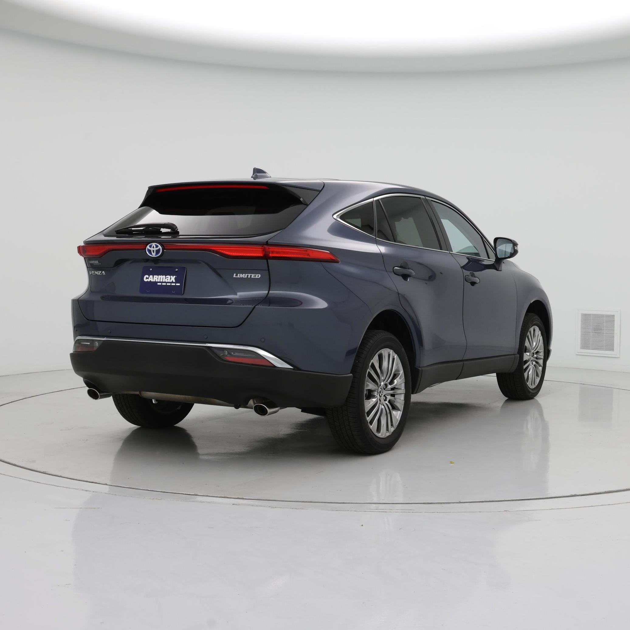 Thumbnail: 2024 Toyota Venza - 8