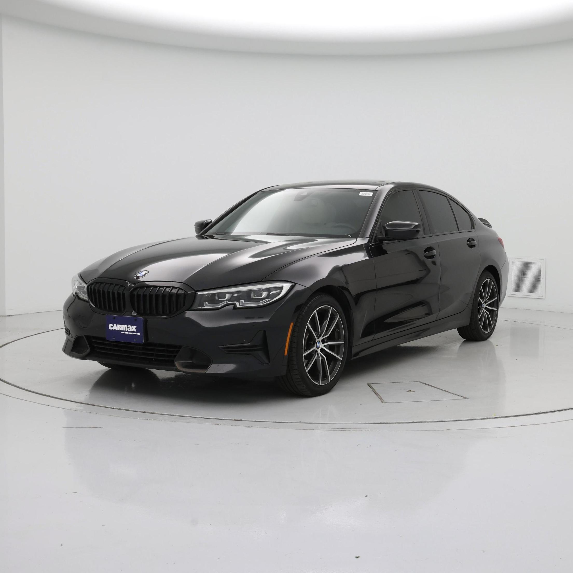 Thumbnail: 2019 BMW 3 Series - 4