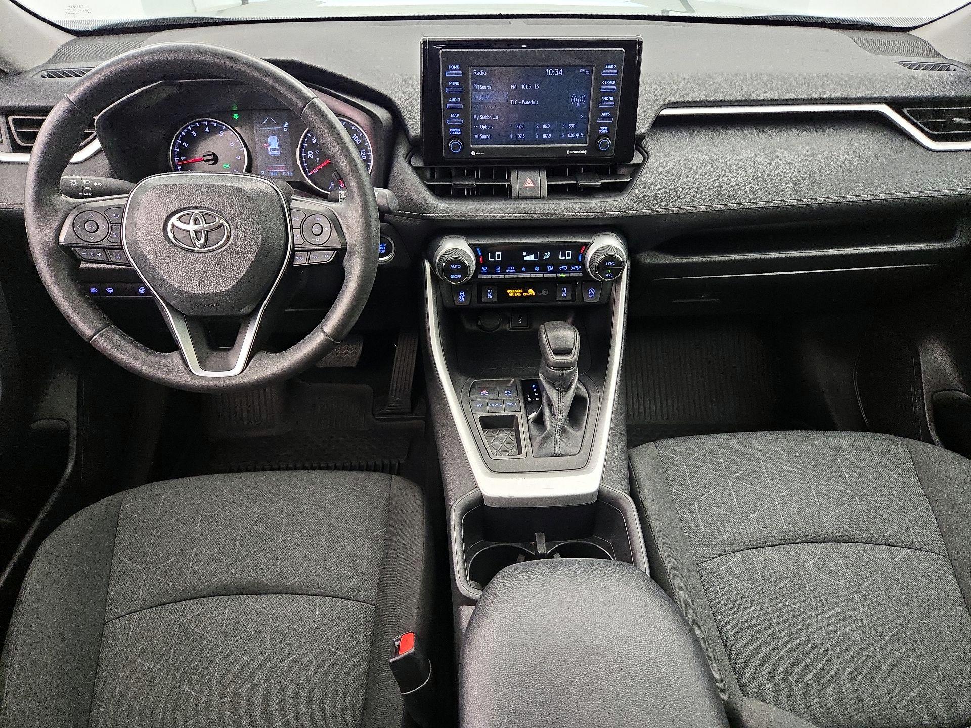 Thumbnail: 2022 Toyota RAV4 - 9