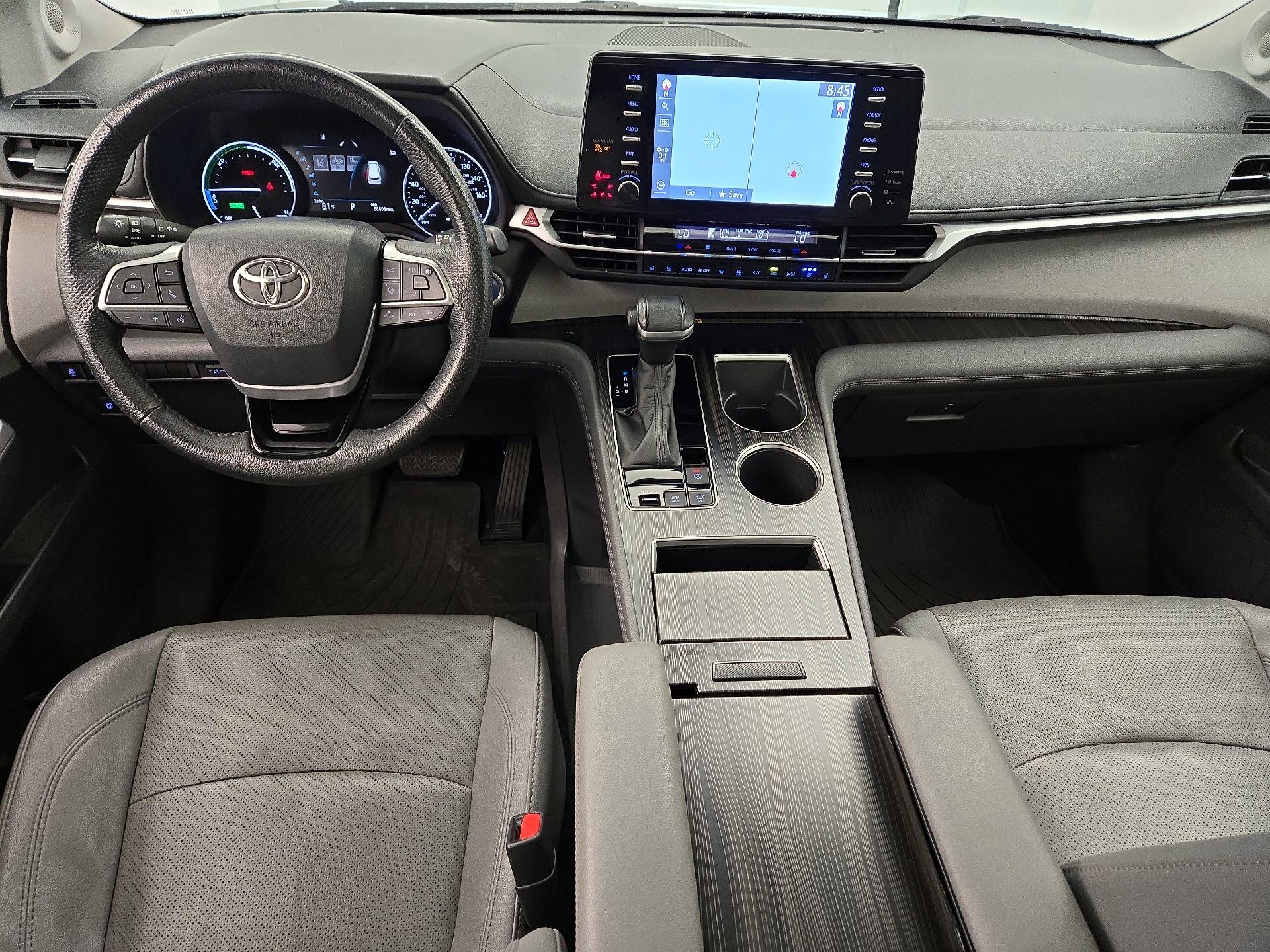 Thumbnail: 2022 Toyota Sienna - 9