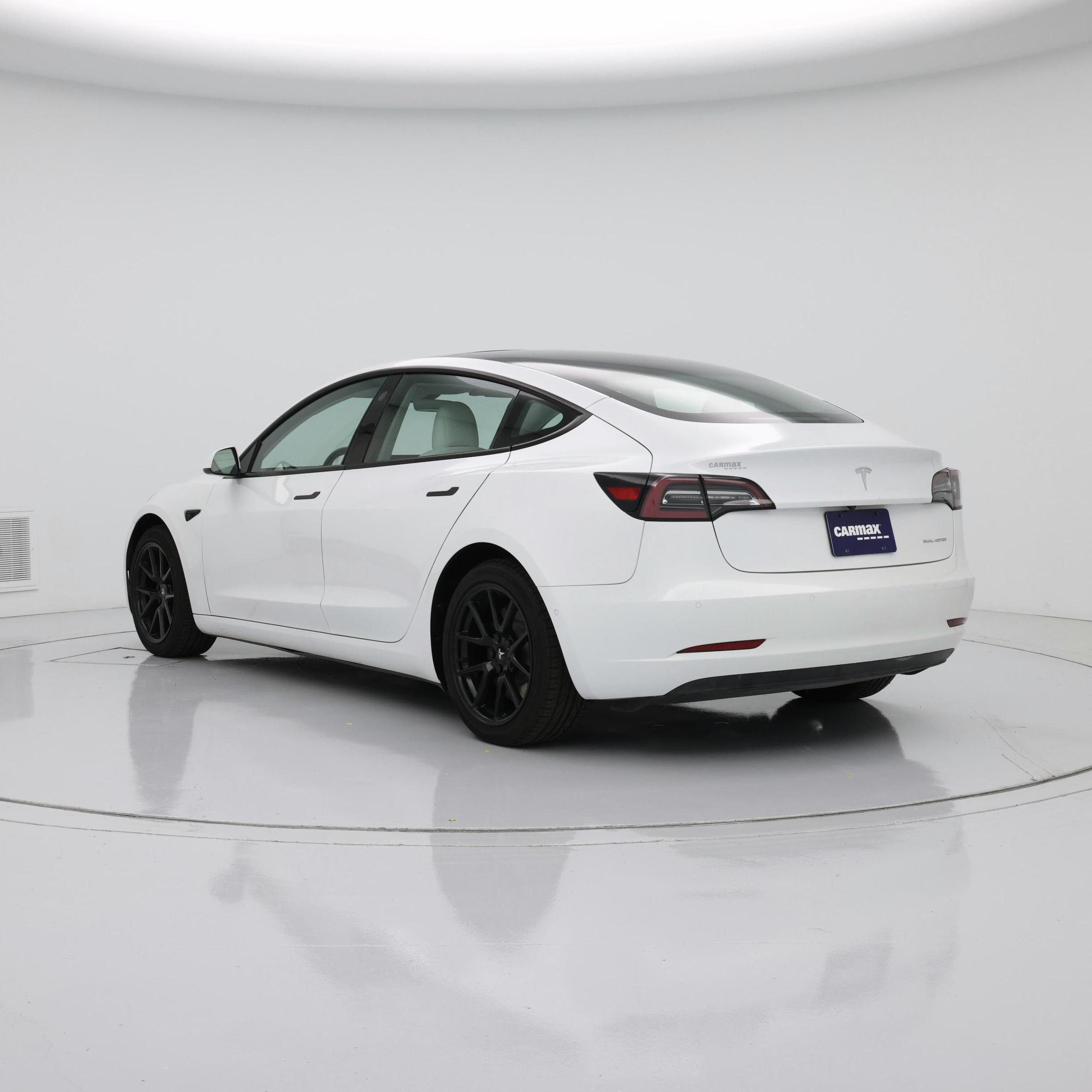 Thumbnail: 2022 Tesla Model 3 - 2