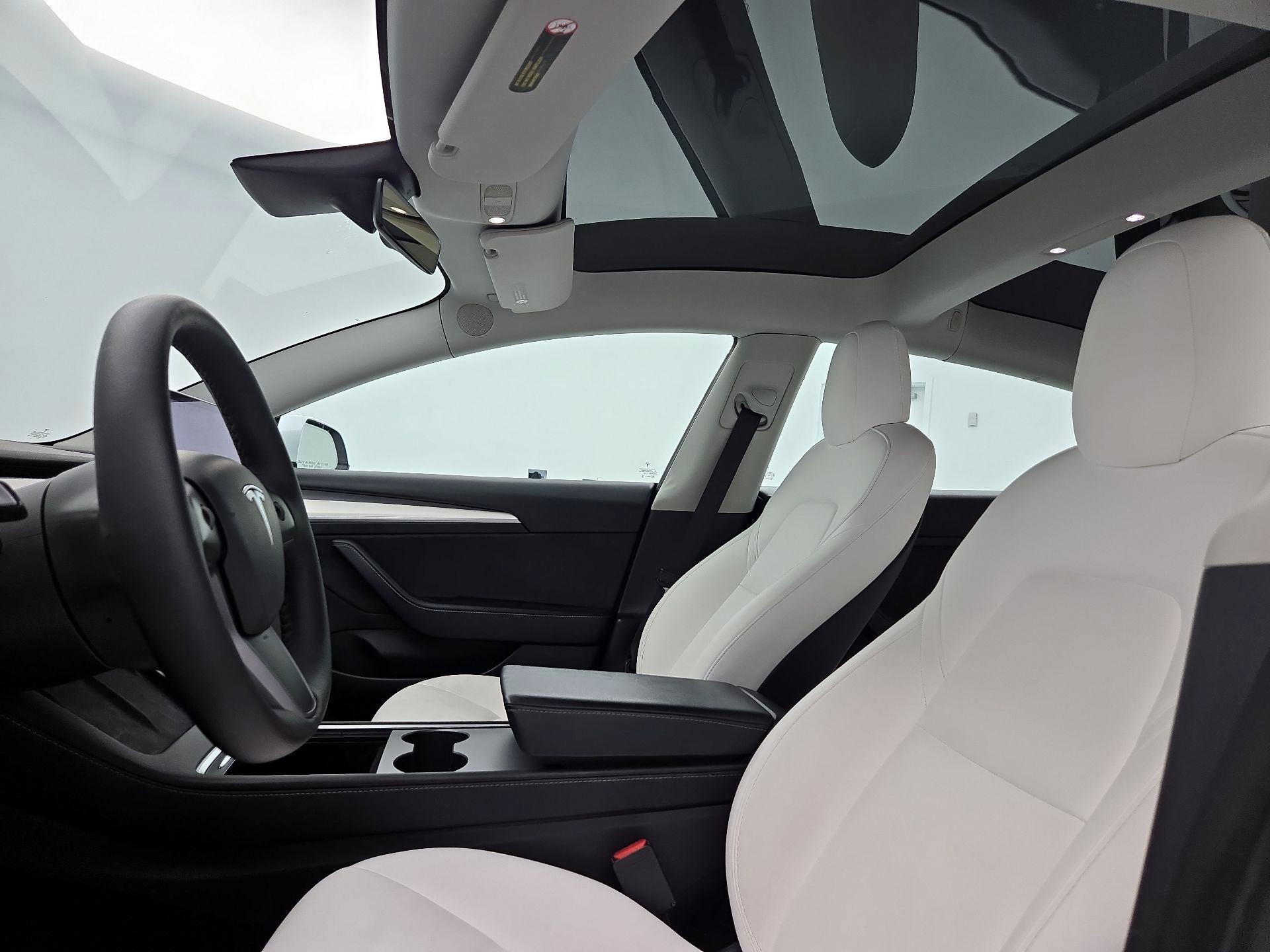 Thumbnail: 2022 Tesla Model 3 - 19