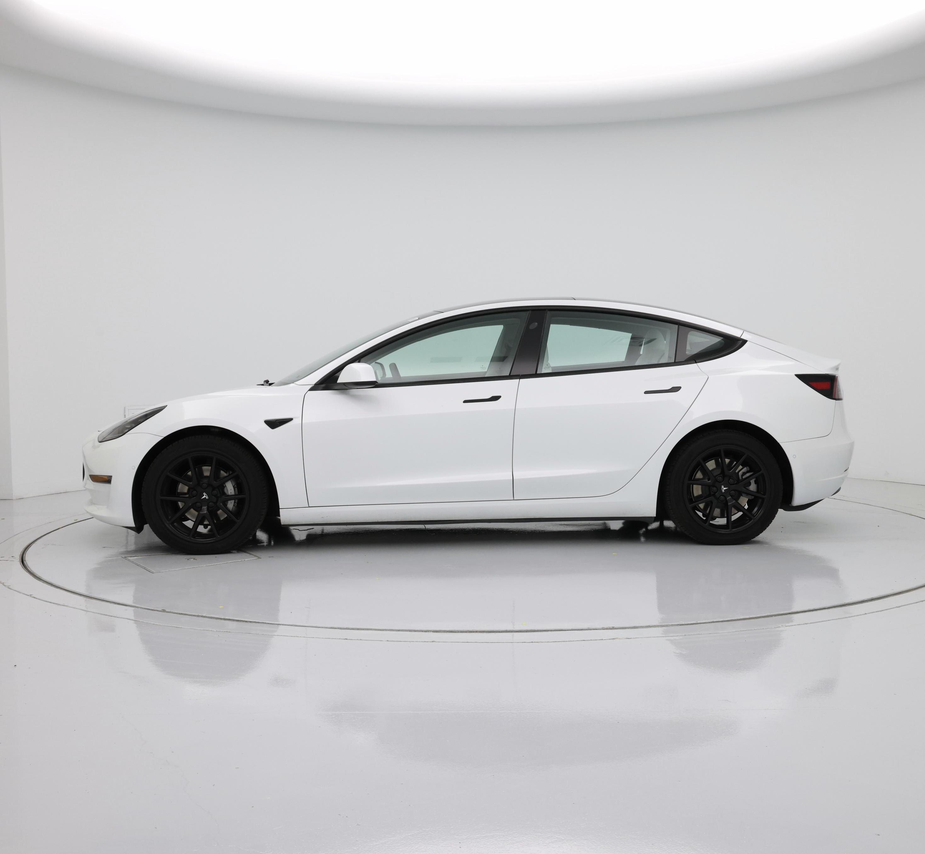 Thumbnail: 2022 Tesla Model 3 - 3
