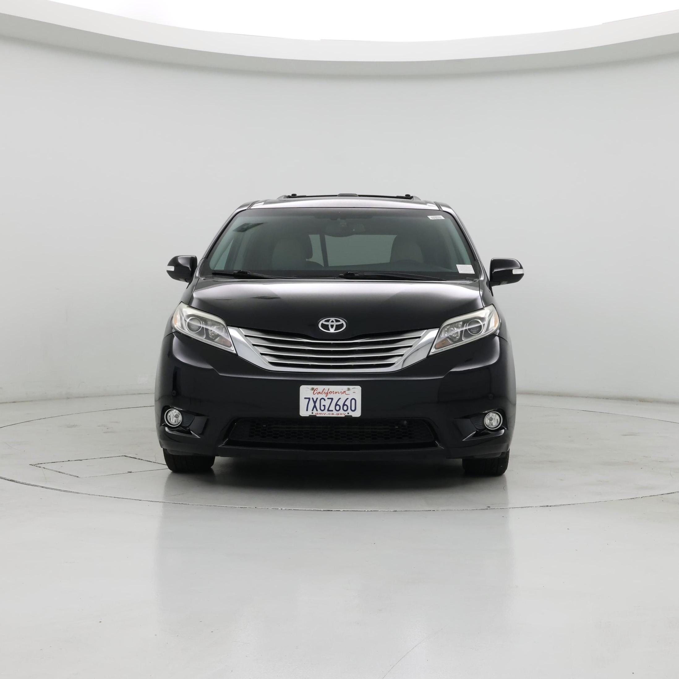 Thumbnail: 2017 Toyota Sienna - 5