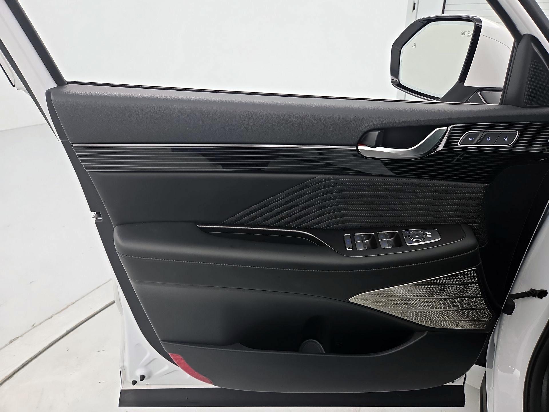 Thumbnail: 2025 Hyundai Palisade - 12