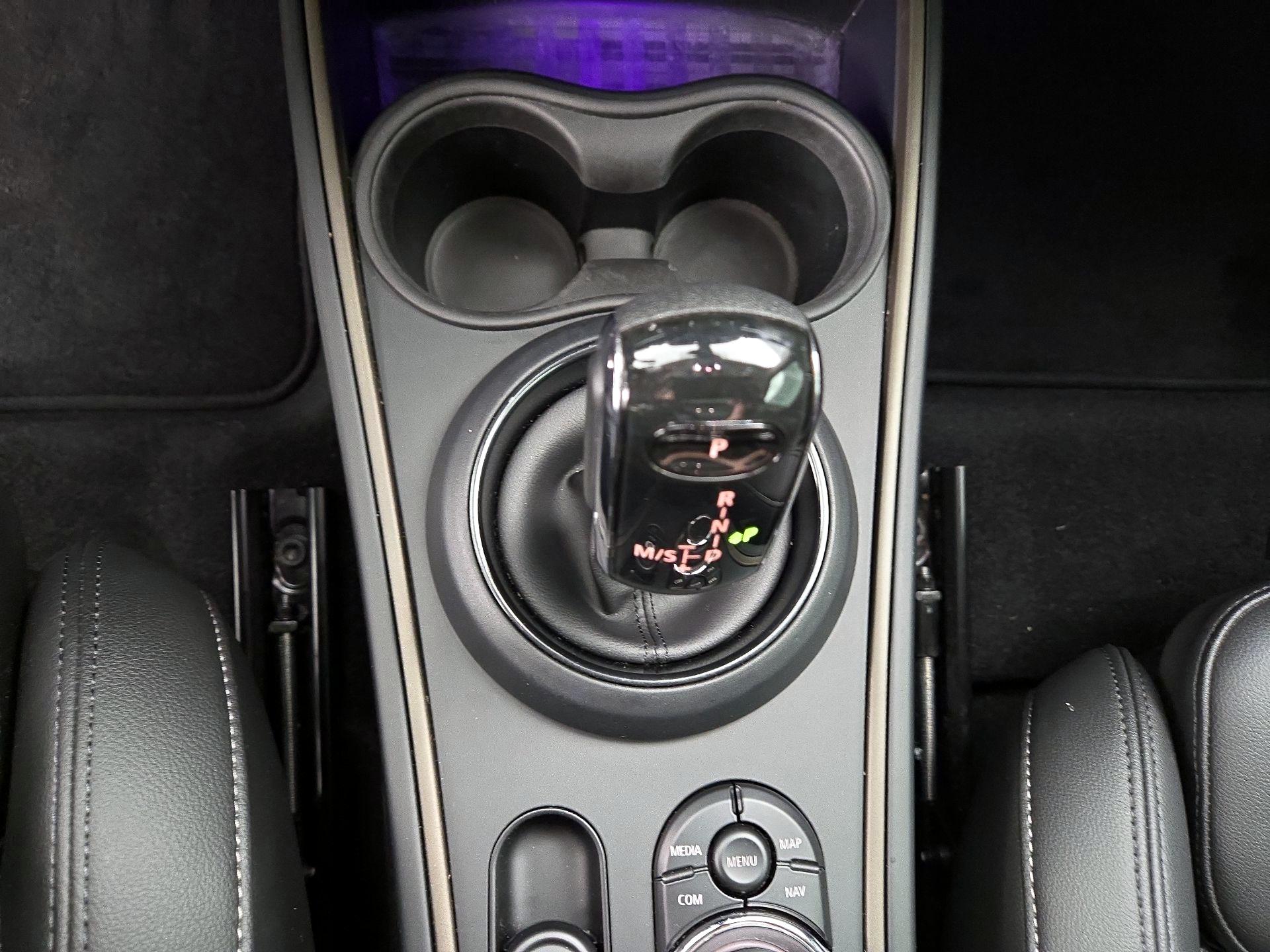 Thumbnail: 2022 MINI Cooper Countryman - 18