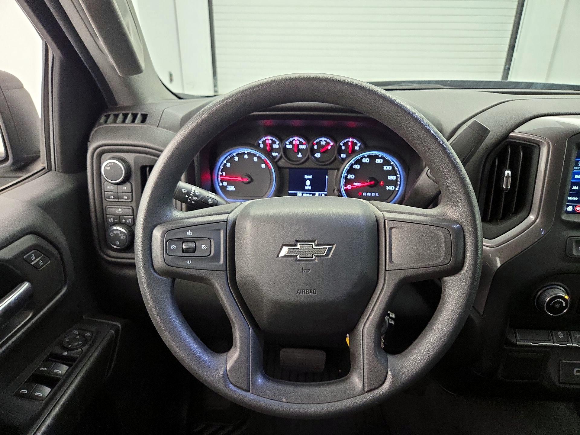 Thumbnail: 2019 Chevrolet Silverado 1500 - 10