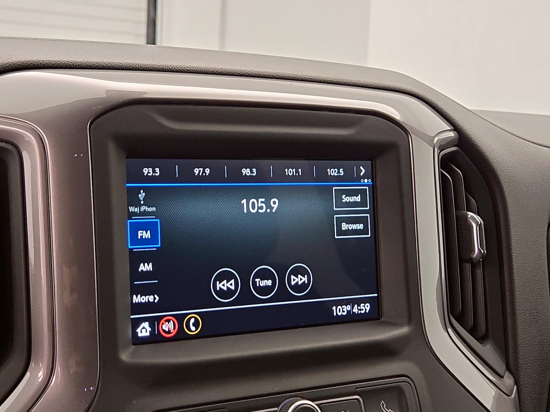 Thumbnail: 2019 Chevrolet Silverado 1500 - 15