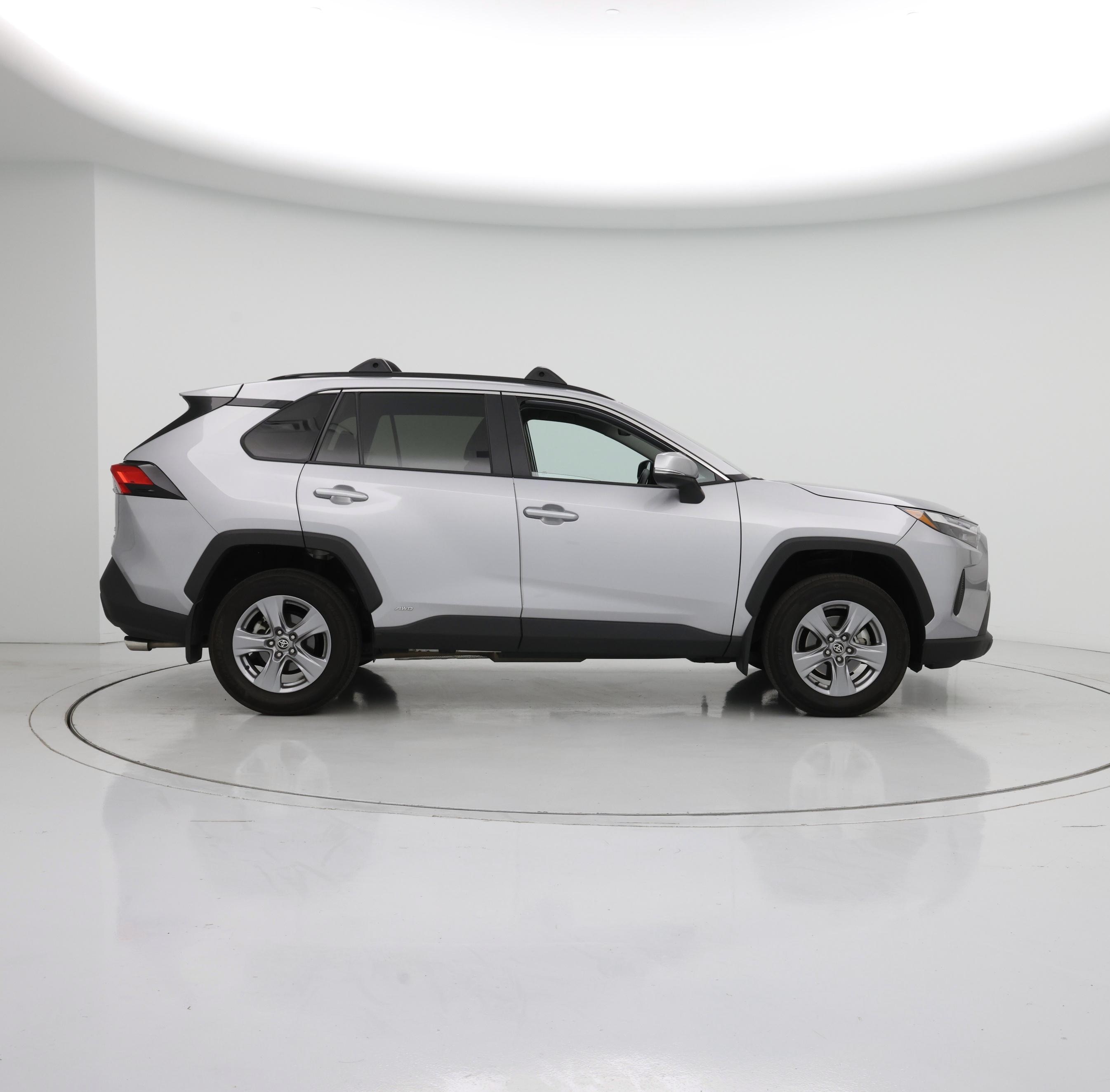 Thumbnail: 2022 Toyota RAV4 - 7