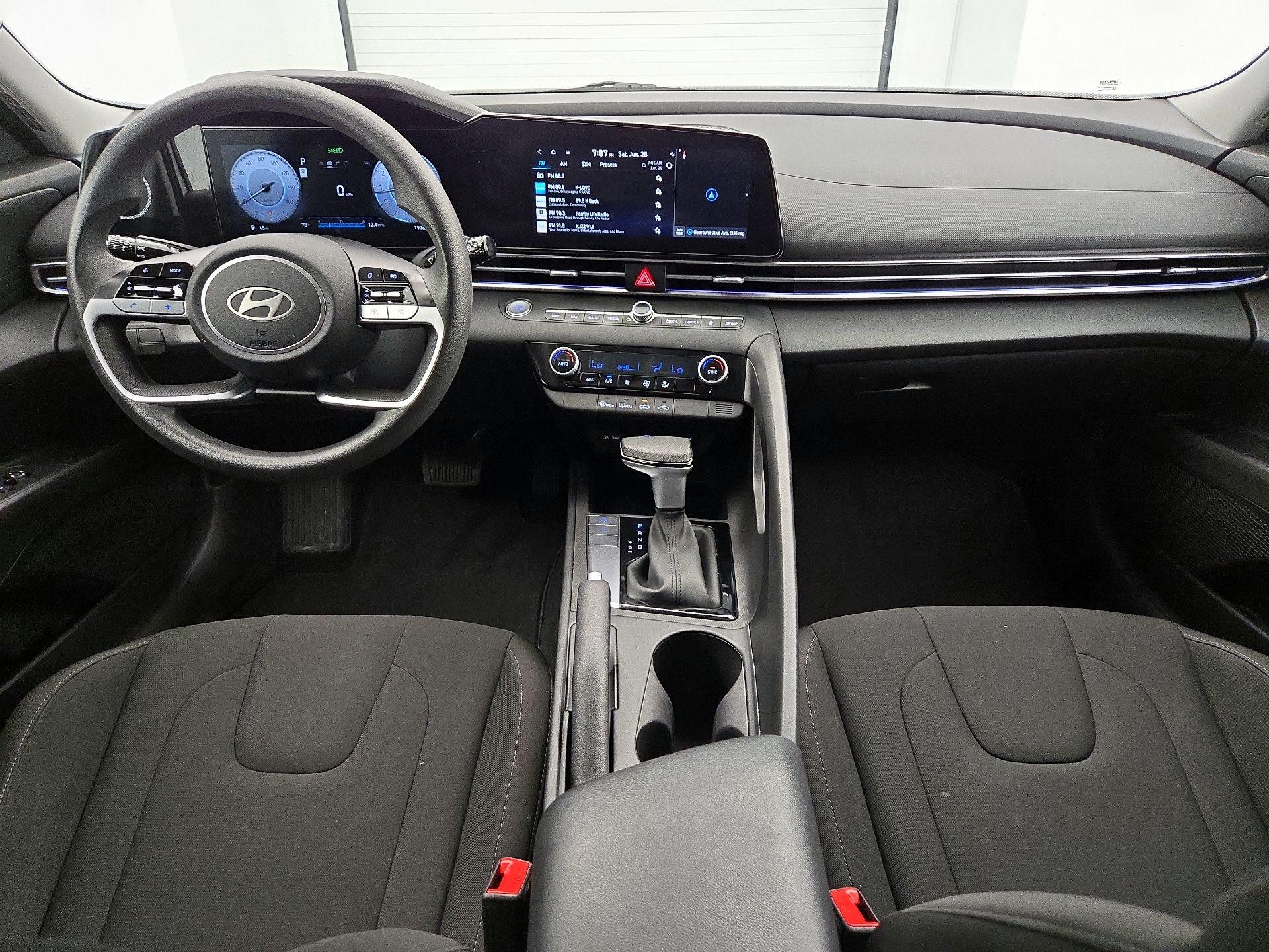 Thumbnail: 2024 Hyundai Elantra - 9