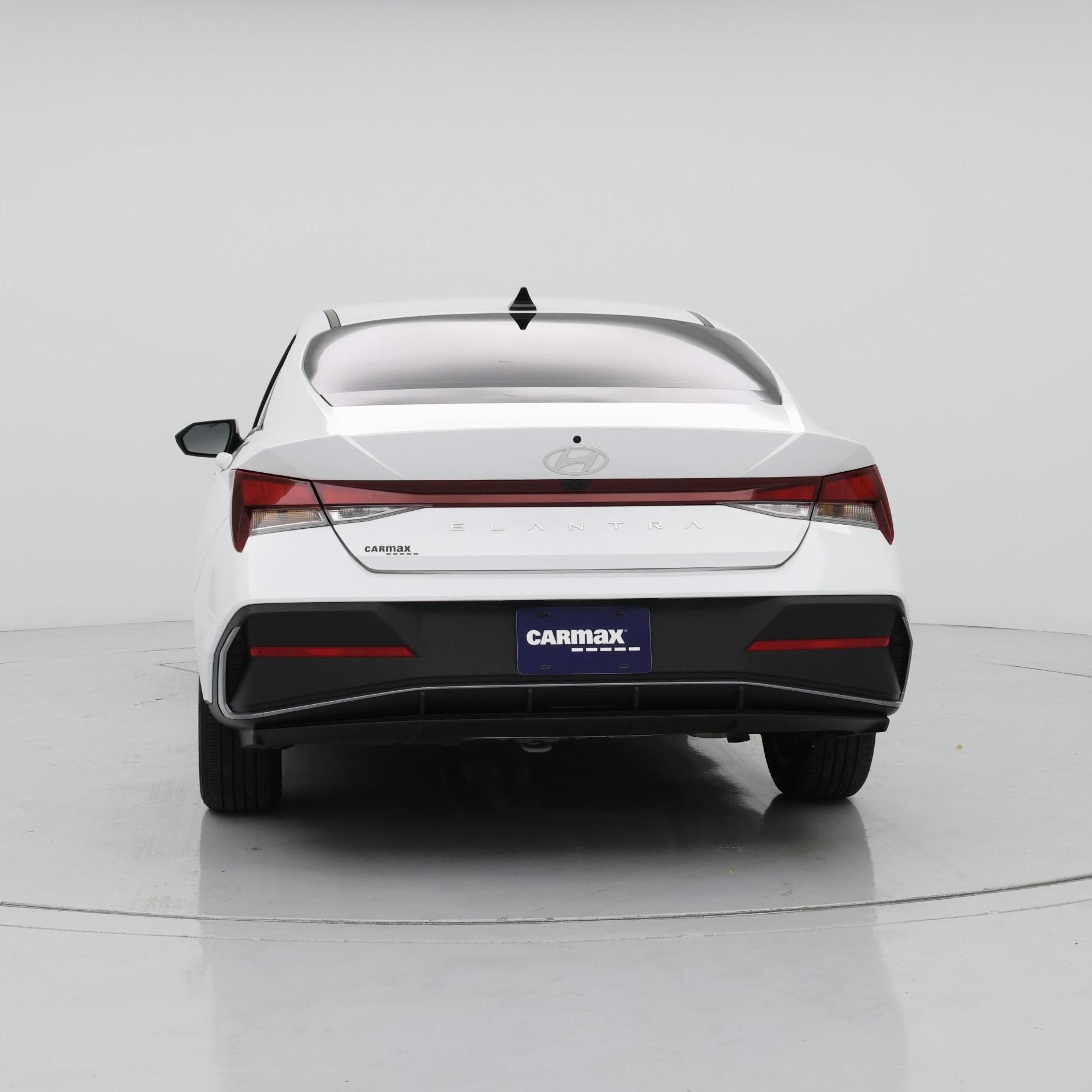 Thumbnail: 2024 Hyundai Elantra - 6