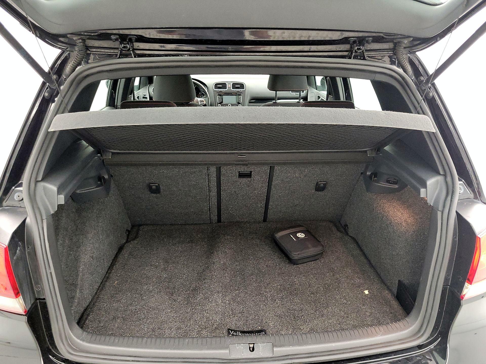 Thumbnail: 2013 Volkswagen Golf - 19