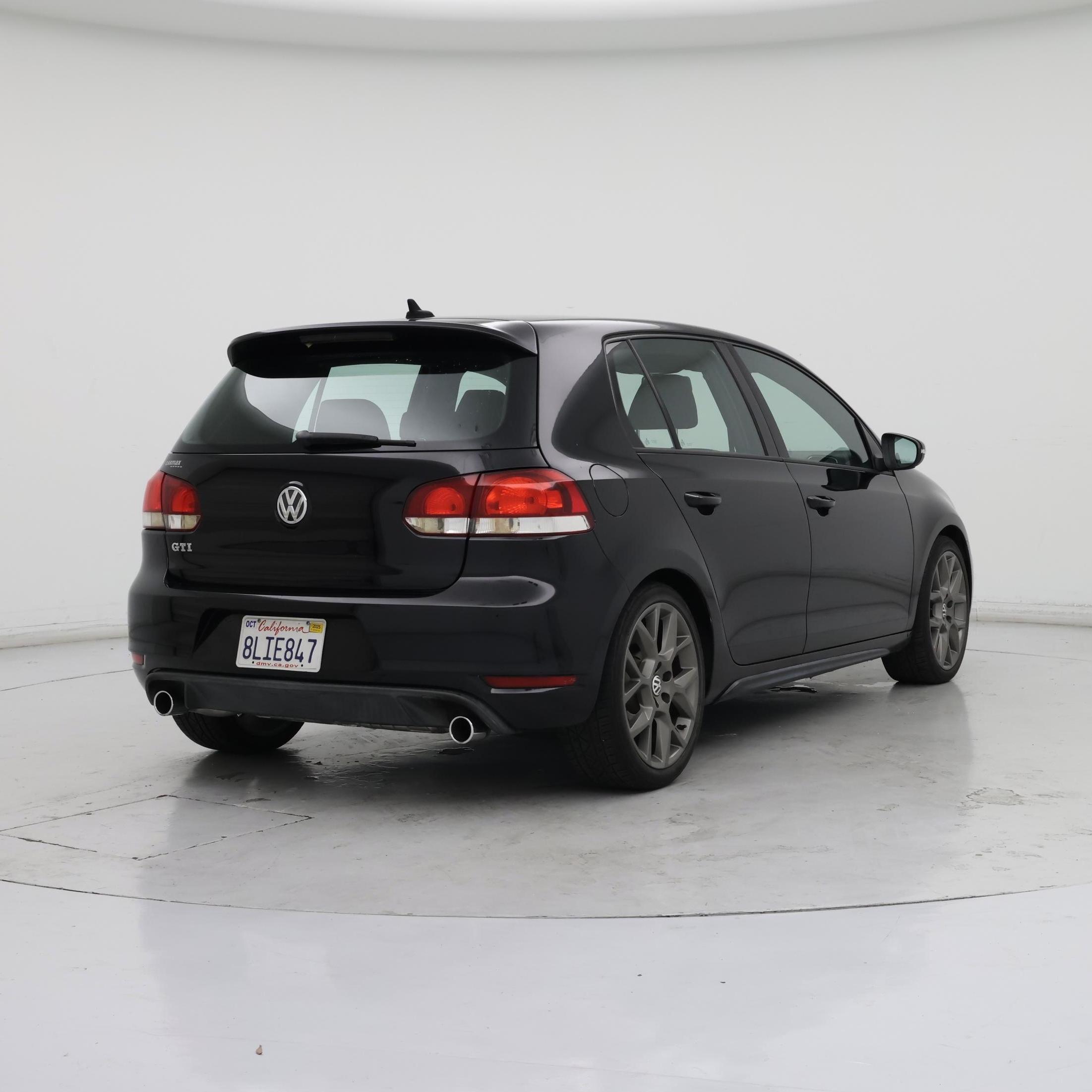 Thumbnail: 2013 Volkswagen Golf - 8
