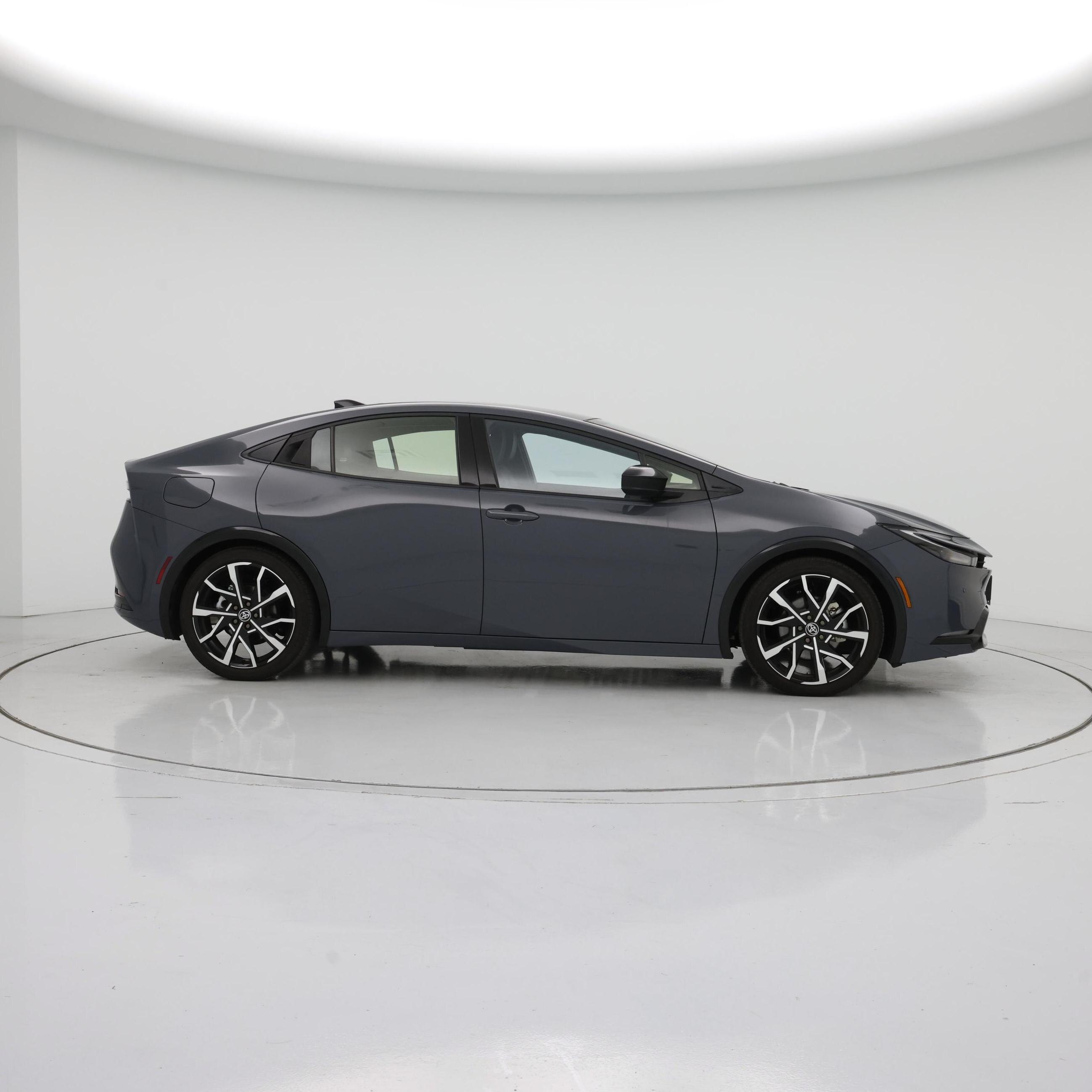 Thumbnail: 2023 Toyota Prius Prime - 7