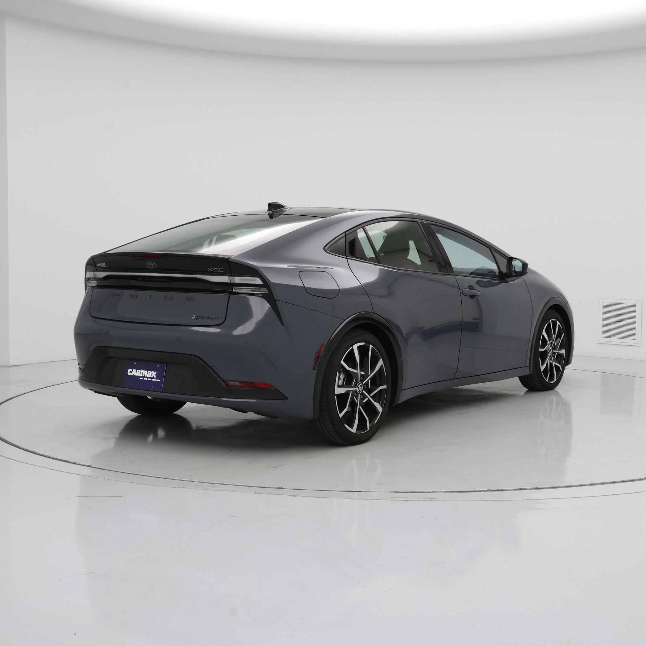 Thumbnail: 2023 Toyota Prius Prime - 8