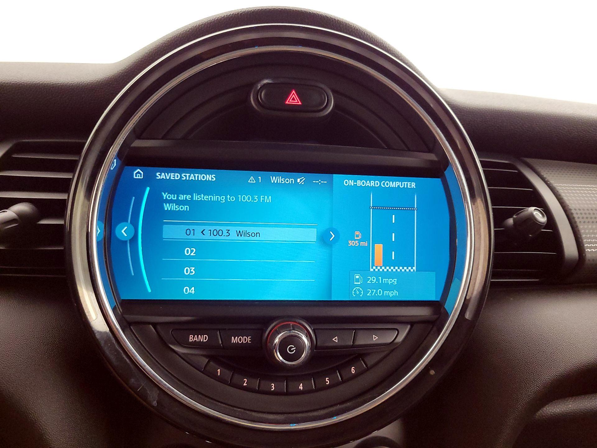Thumbnail: 2016 MINI Cooper Hardtop - 14