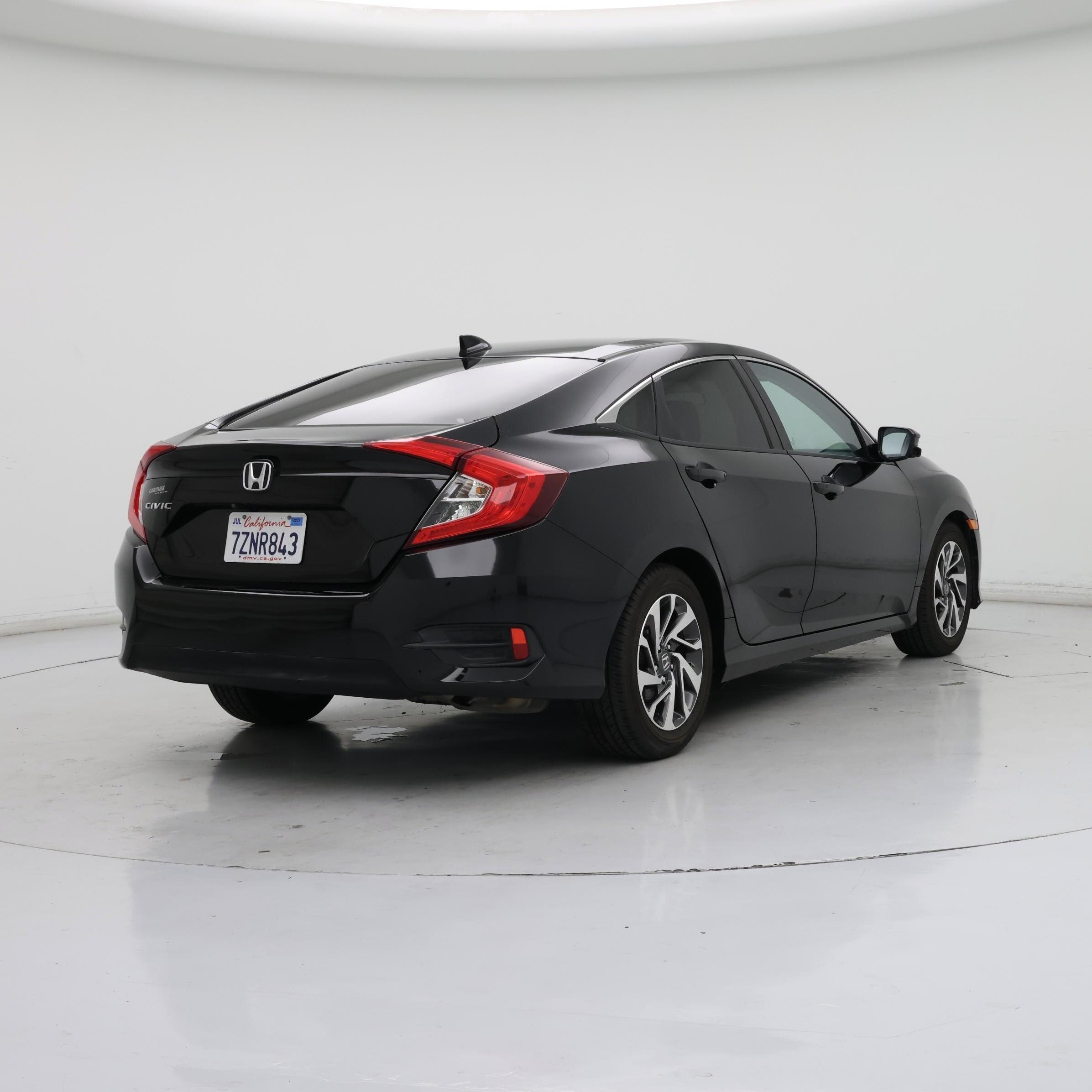 Thumbnail: 2017 Honda Civic - 8