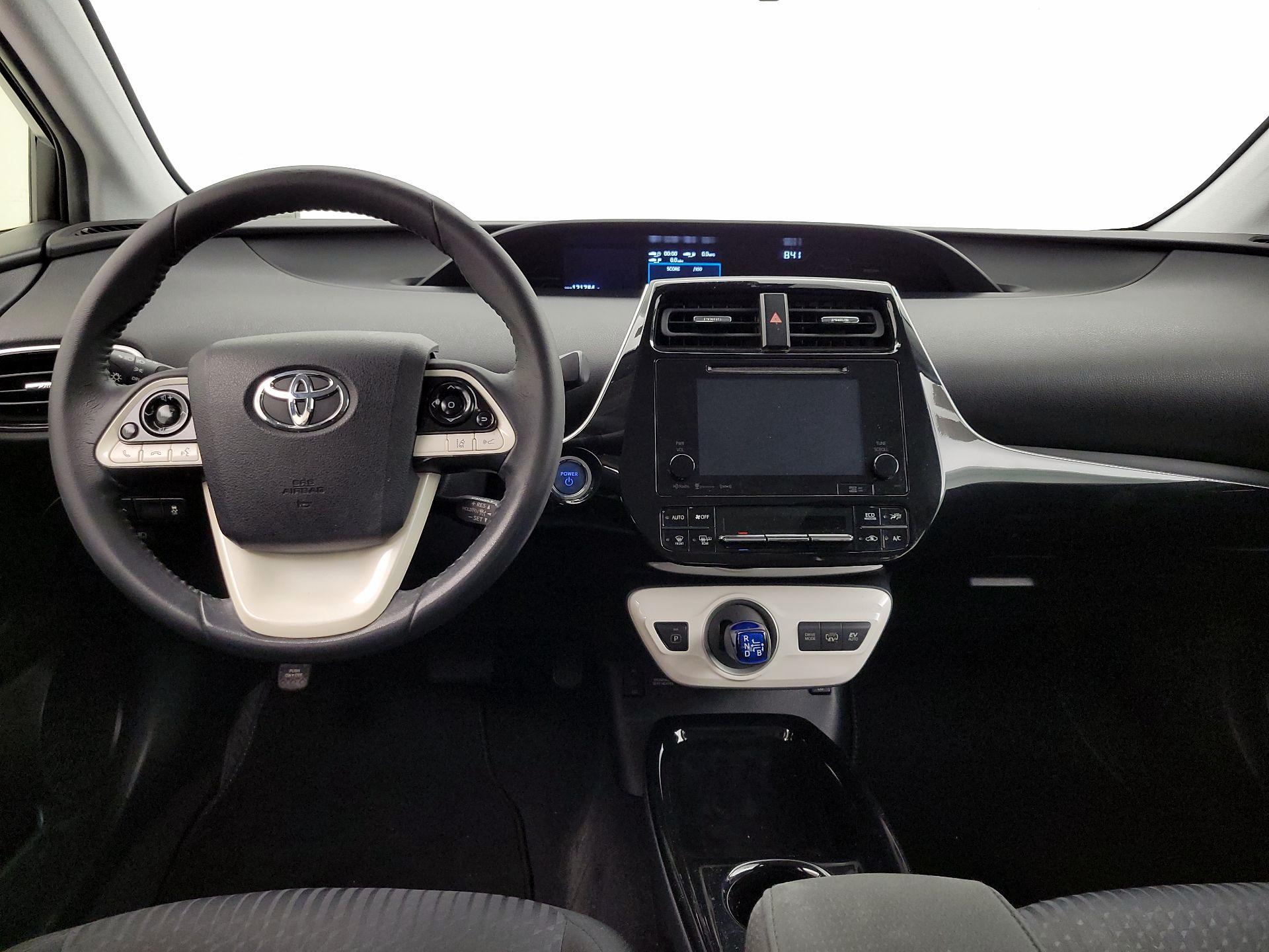 Thumbnail: 2017 Toyota Prius Prime - 9