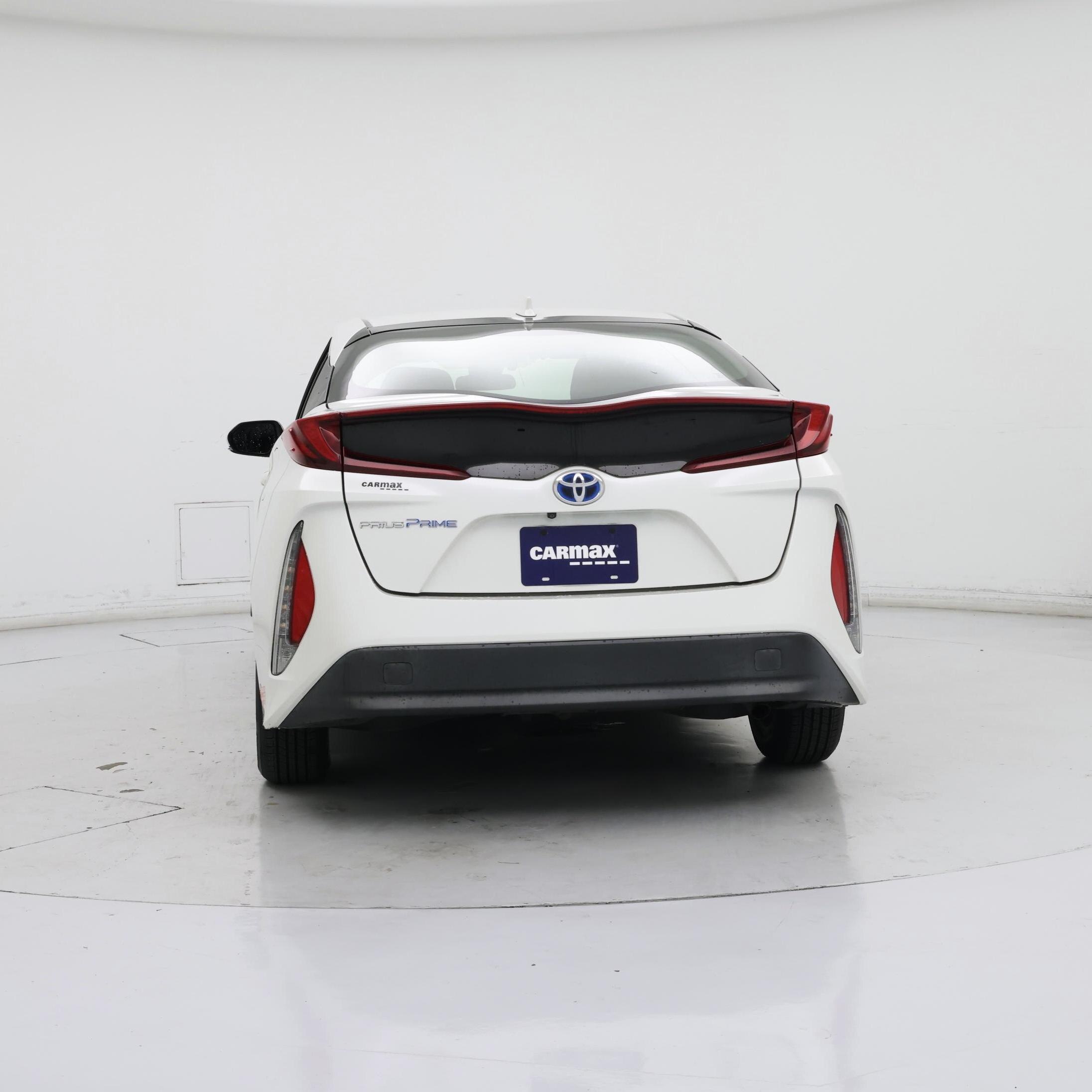 Thumbnail: 2017 Toyota Prius Prime - 6