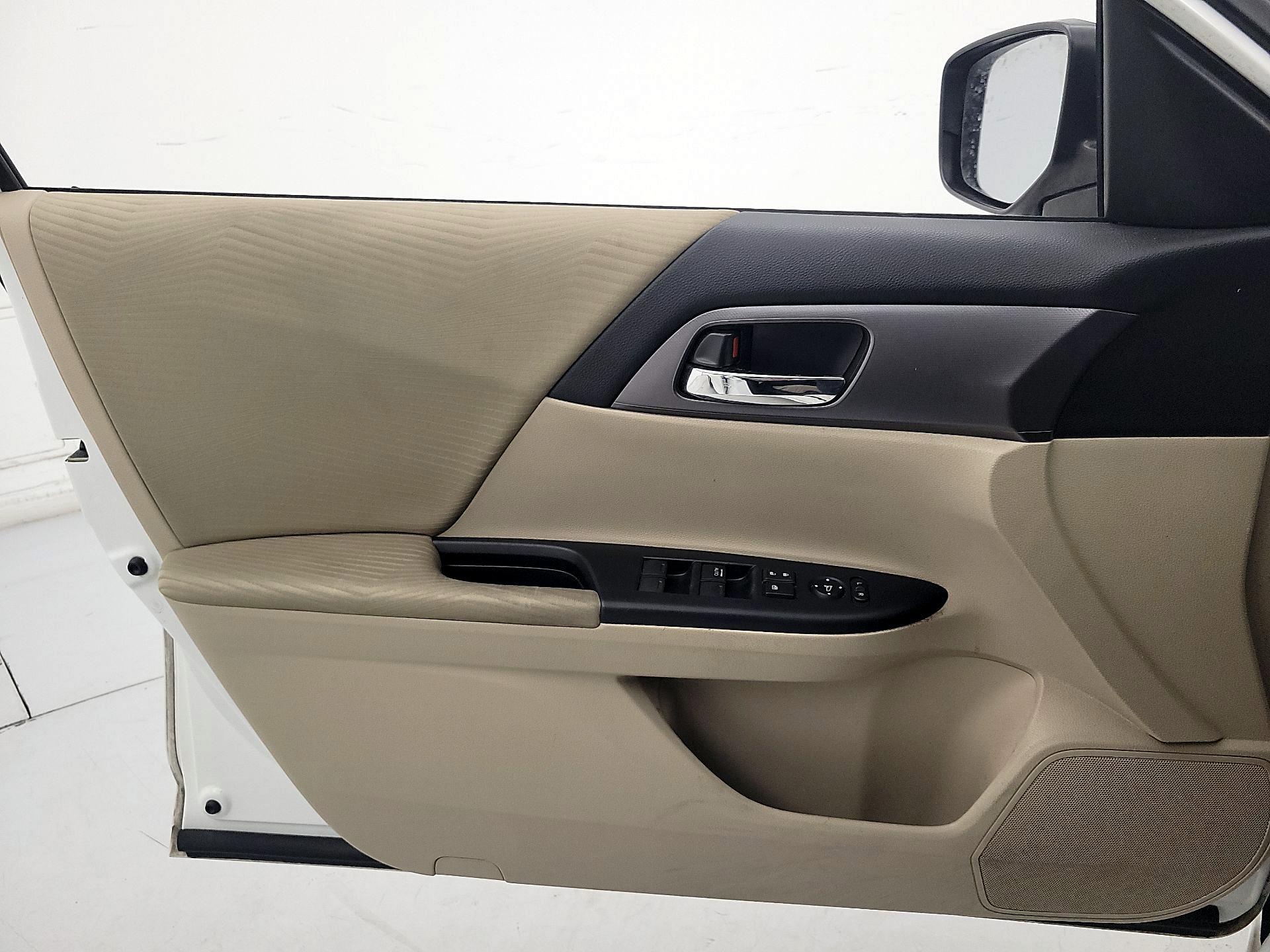 Thumbnail: 2014 Honda Accord - 12