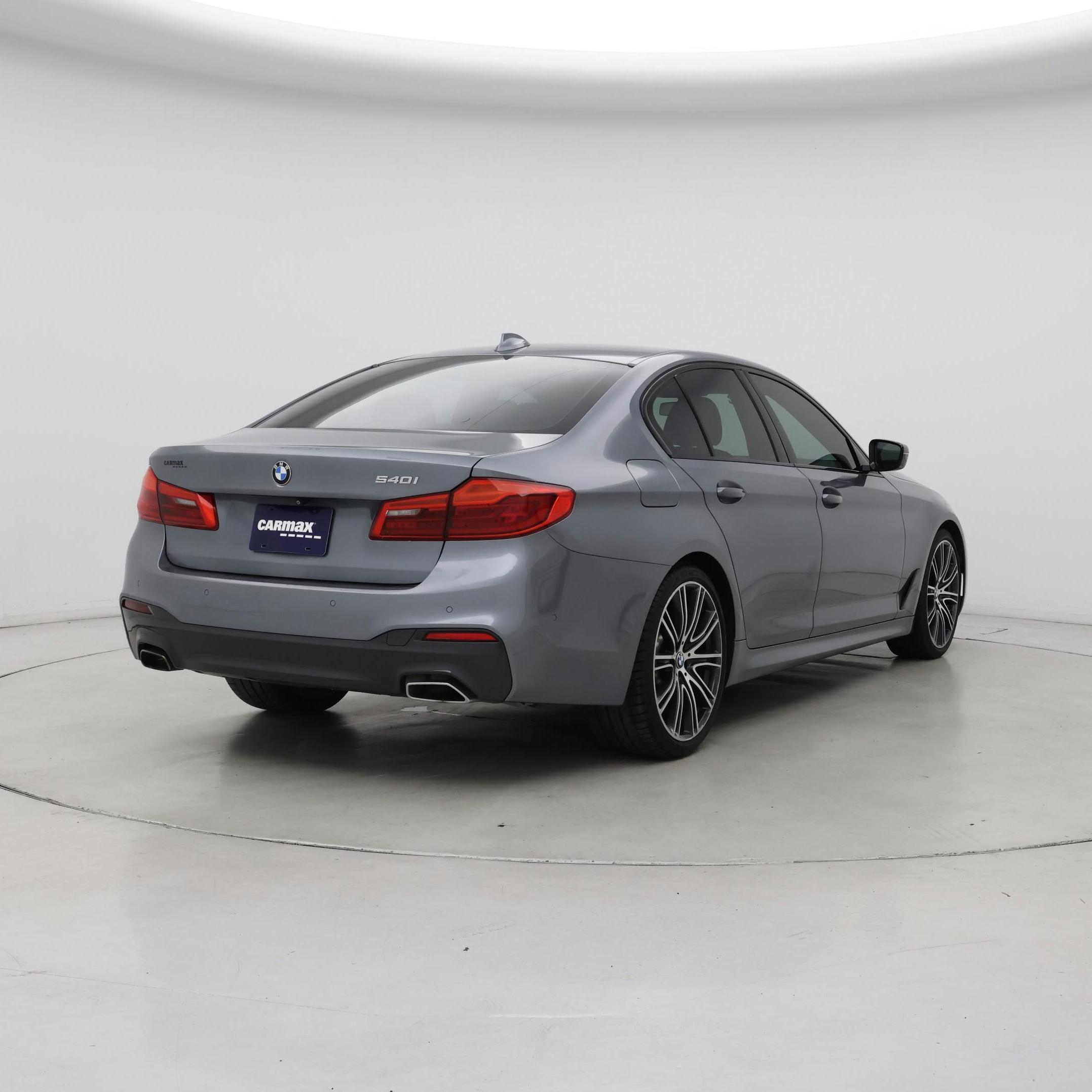 Thumbnail: 2020 BMW 5 Series - 8