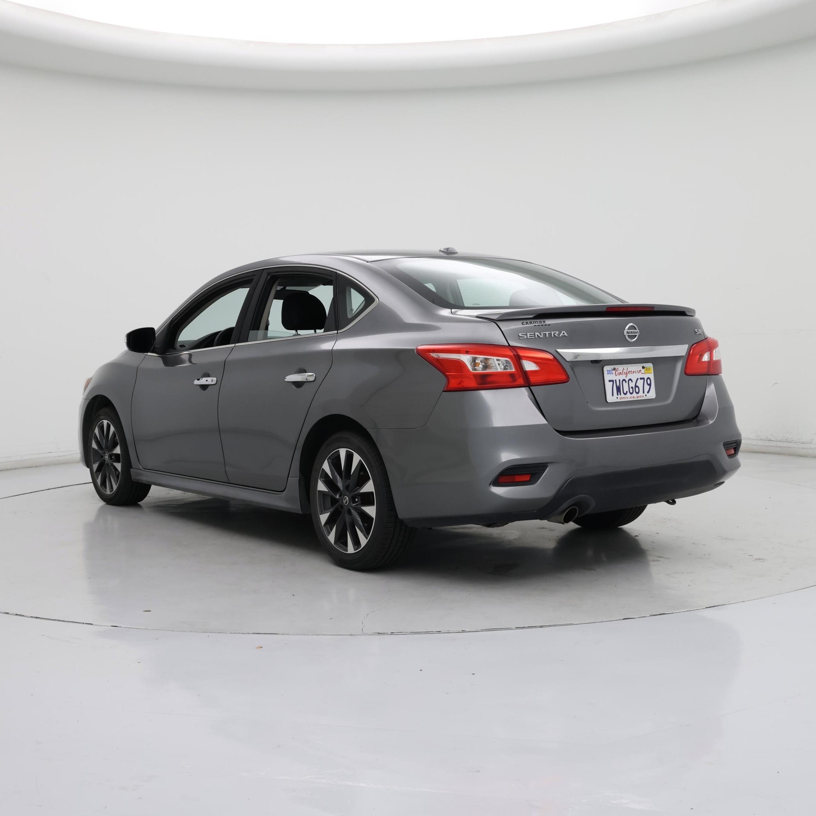 Thumbnail: 2016 Nissan Sentra - 2