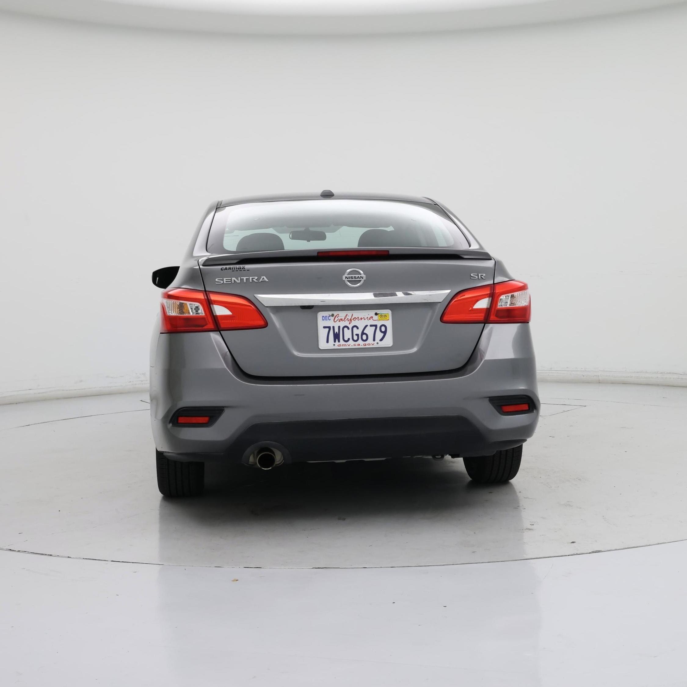 Thumbnail: 2016 Nissan Sentra - 6