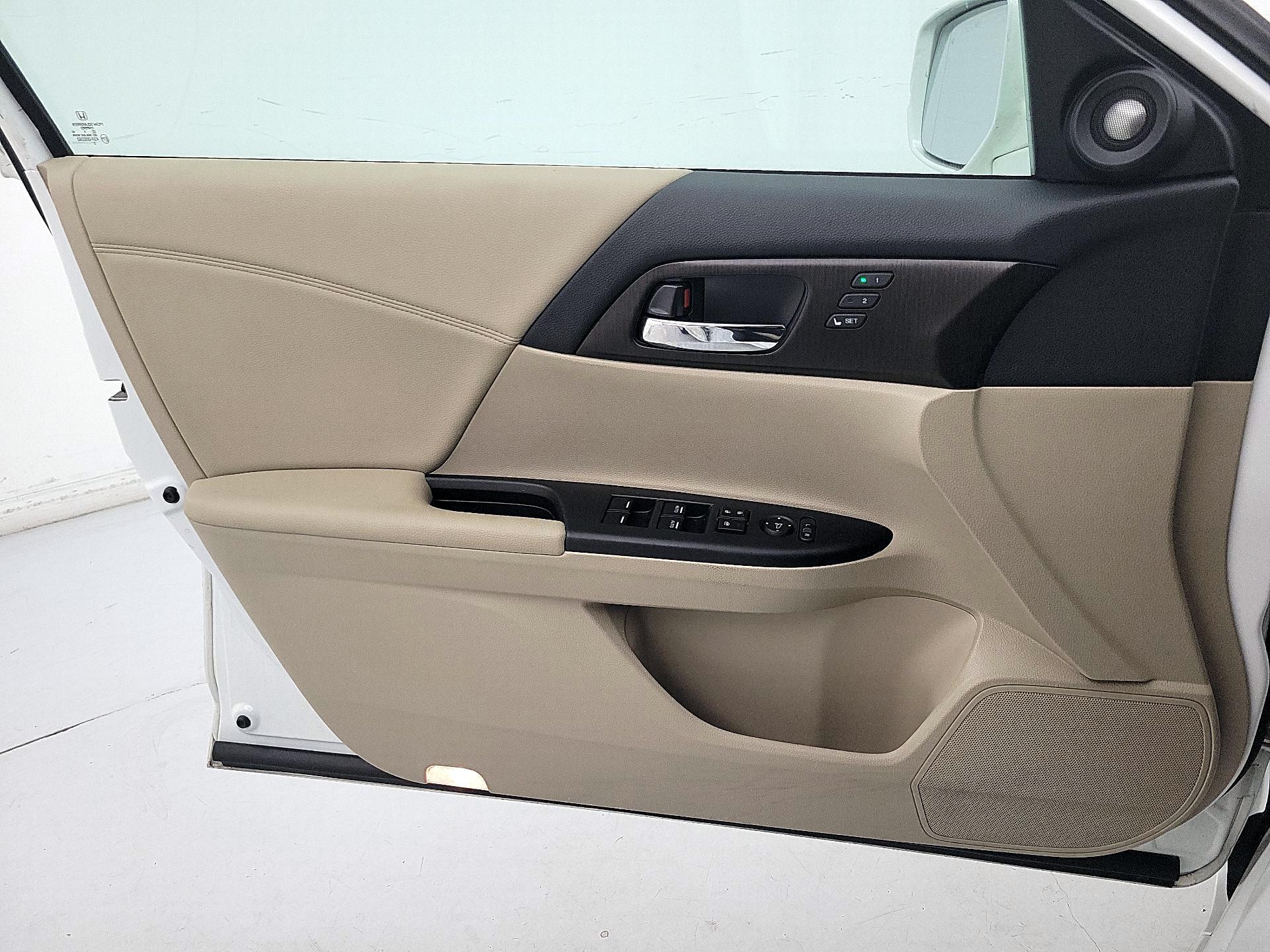 Thumbnail: 2014 Honda Accord - 12