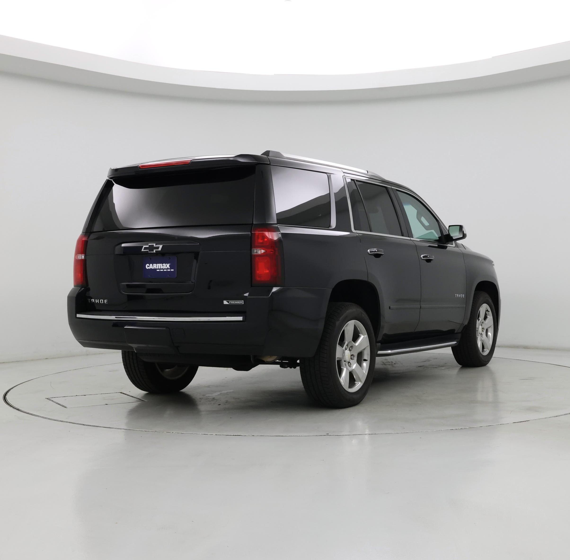 Thumbnail: 2018 Chevrolet Tahoe - 8