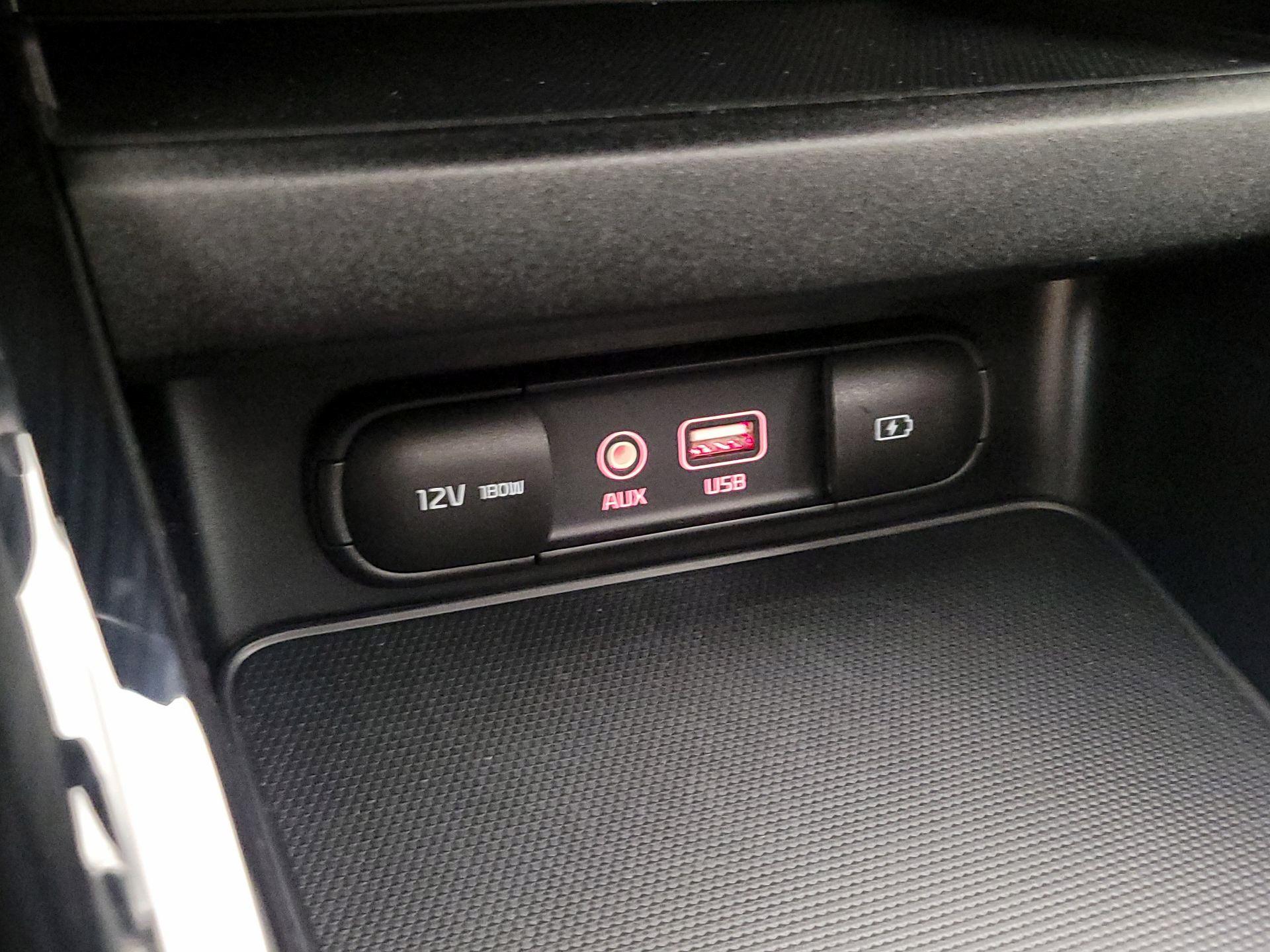 Thumbnail: 2021 Kia Forte - 18
