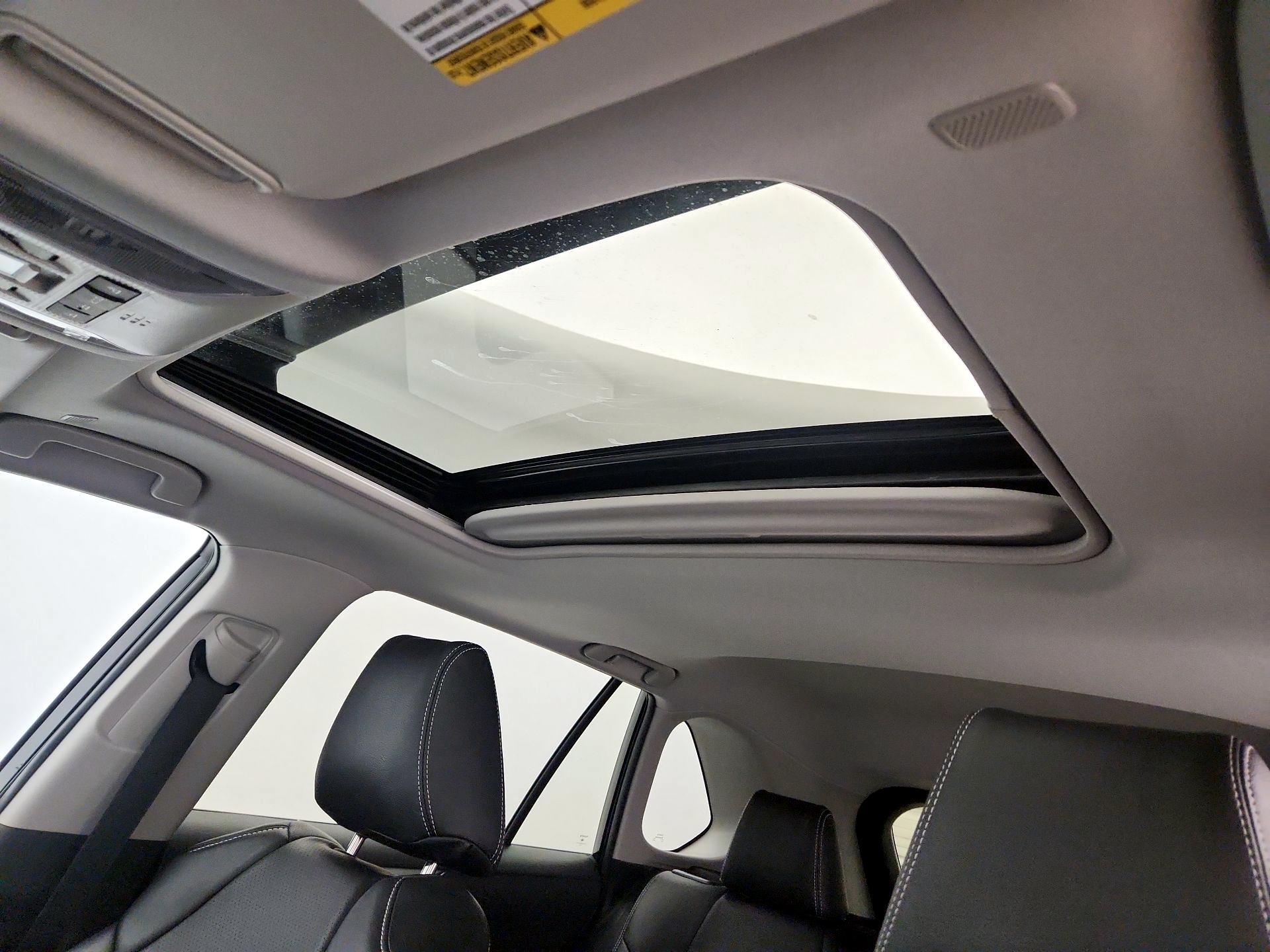 Thumbnail: 2023 Toyota RAV4 - 19