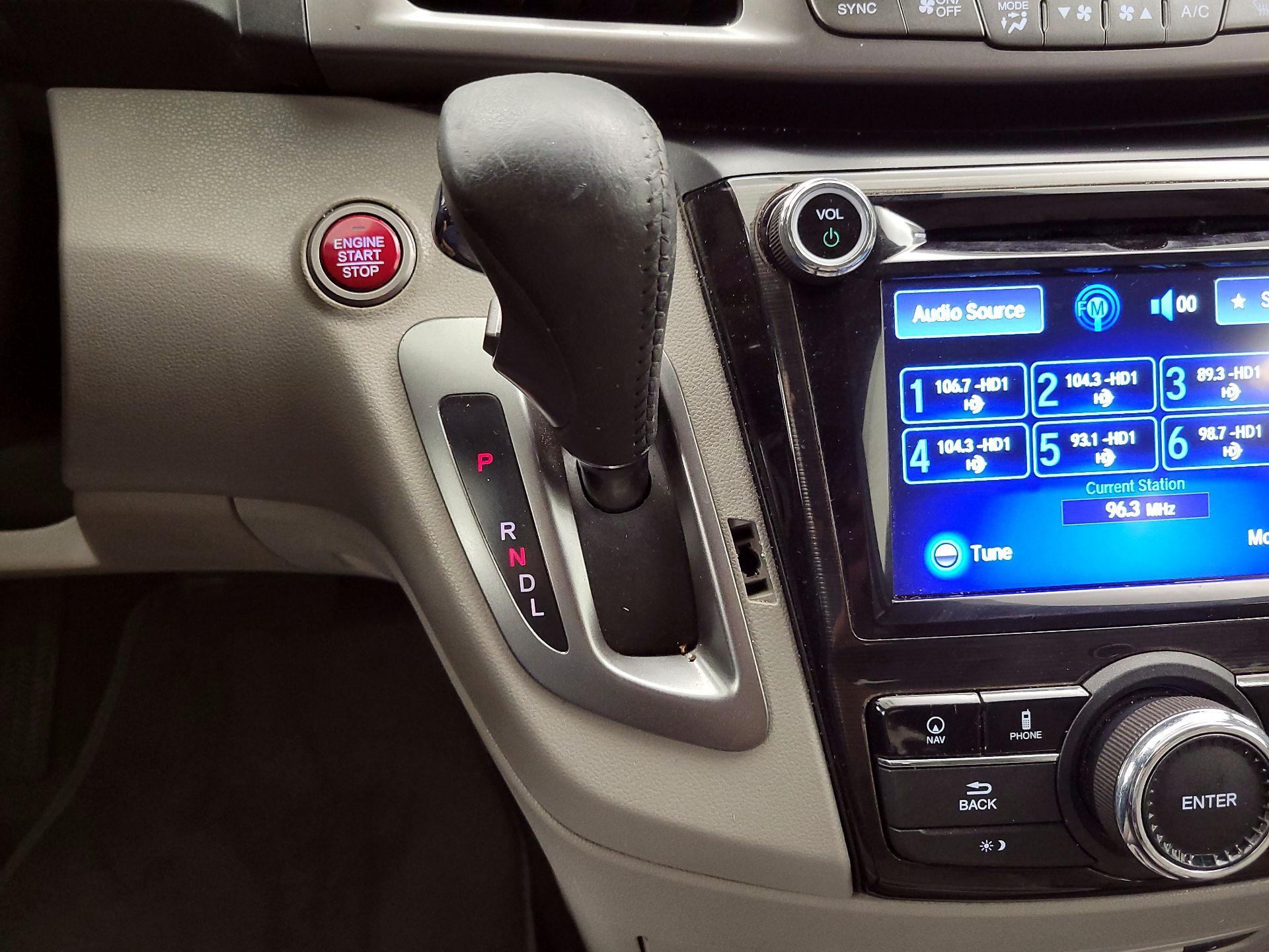 Thumbnail: 2015 Honda Odyssey - 18