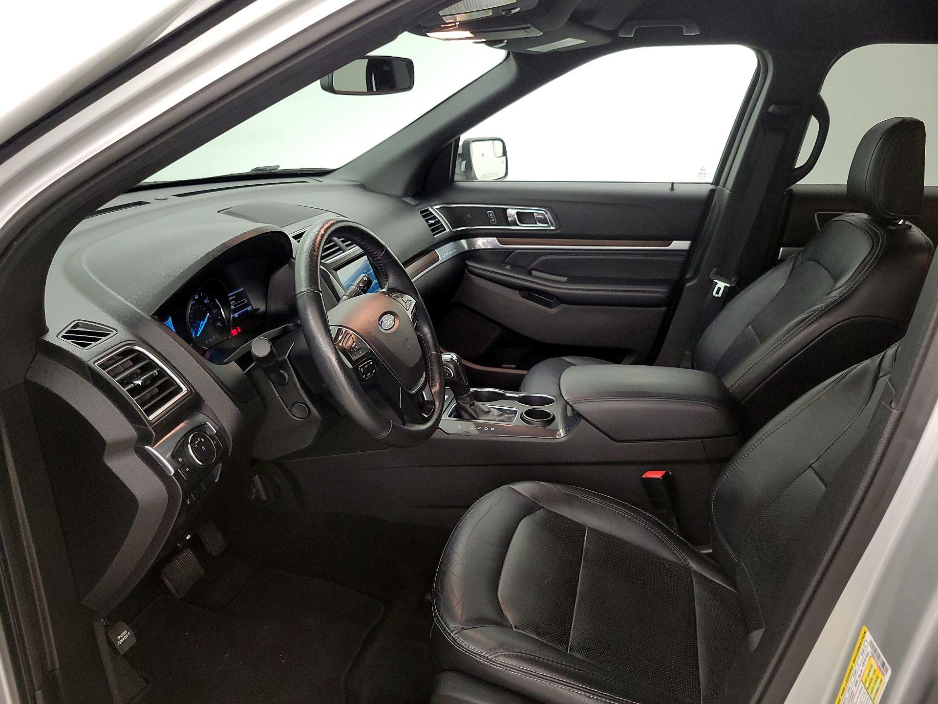 Thumbnail: 2018 Ford Explorer - 11
