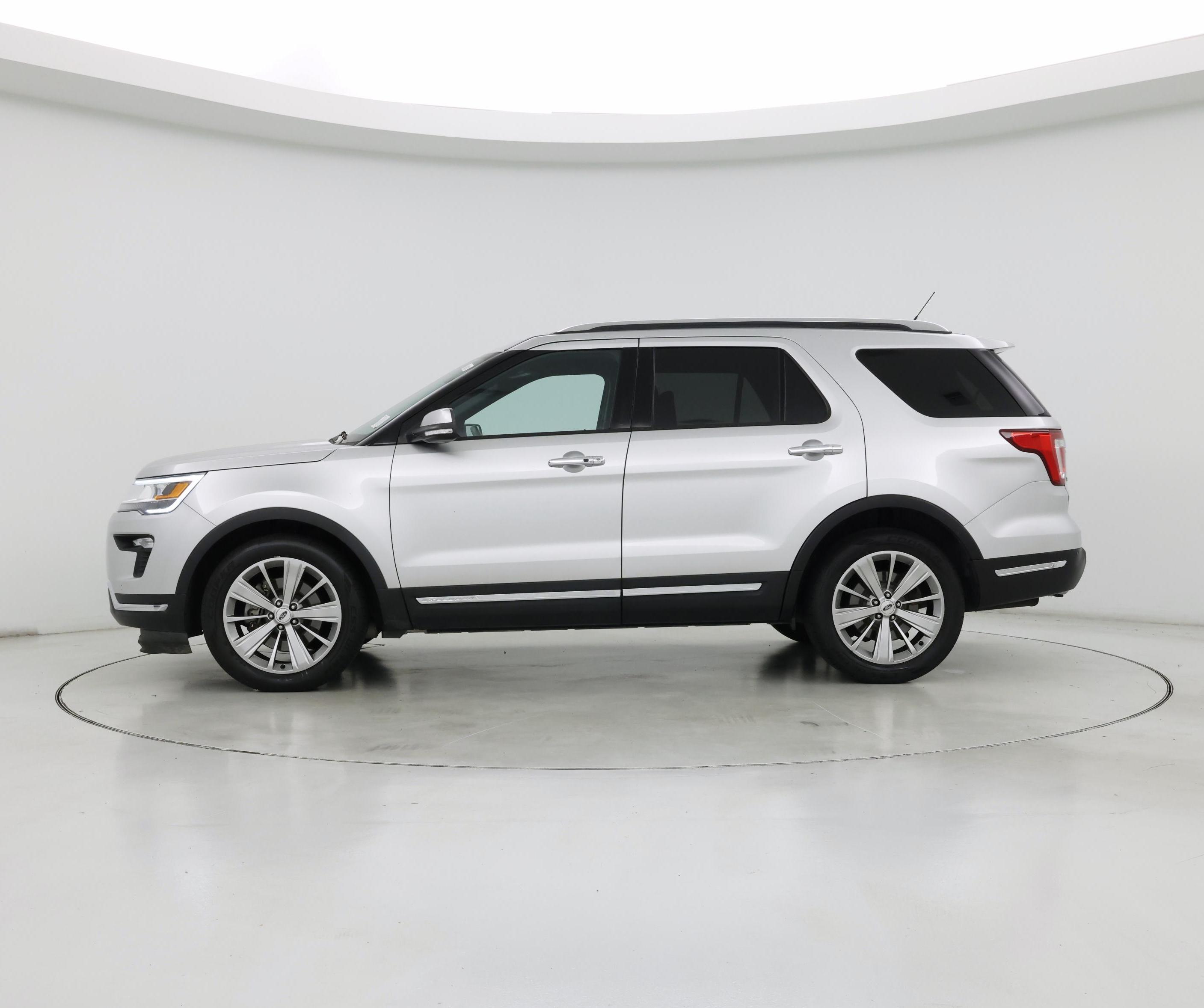 Thumbnail: 2018 Ford Explorer - 3