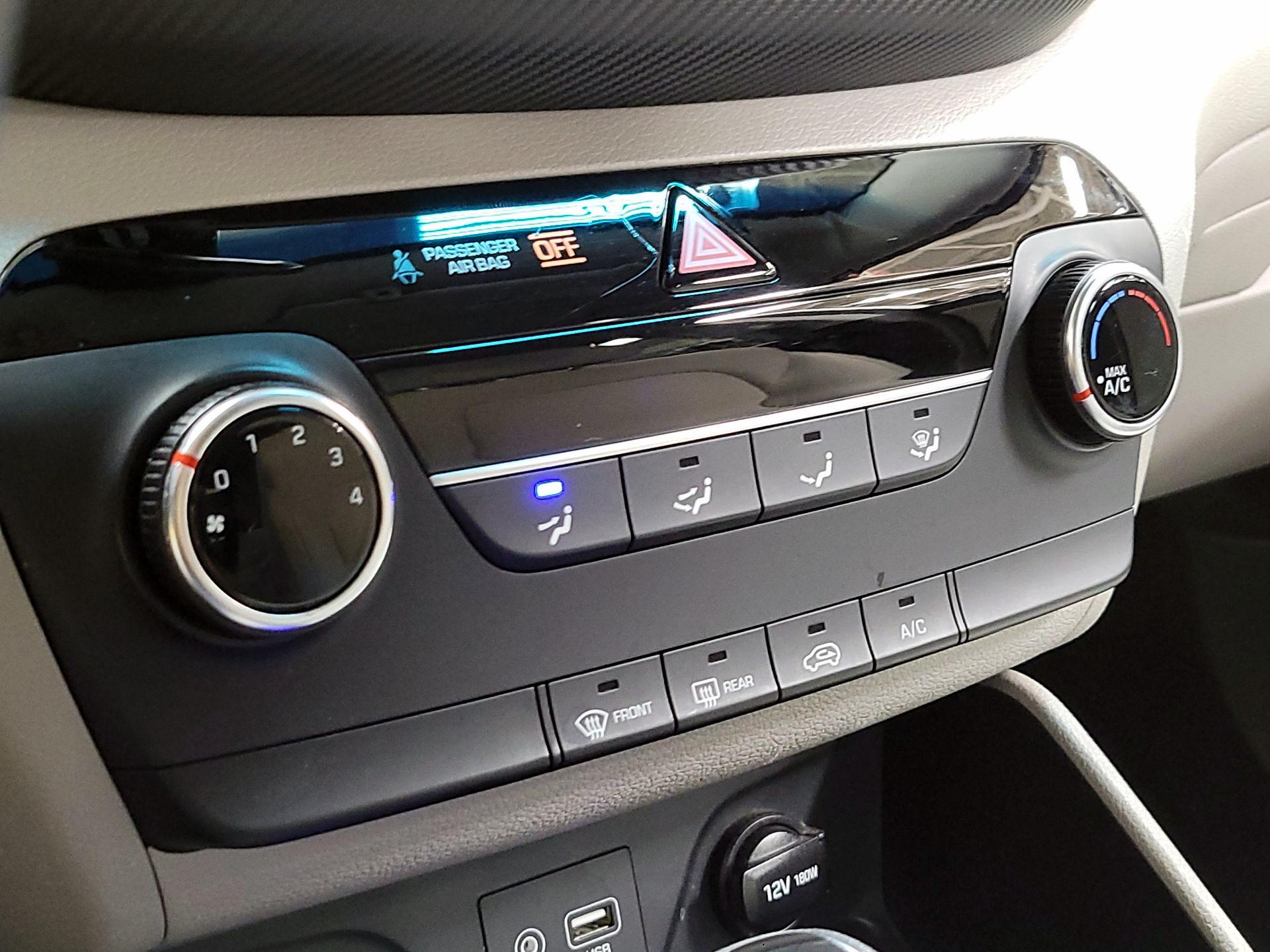 Thumbnail: 2019 Hyundai Tucson - 16