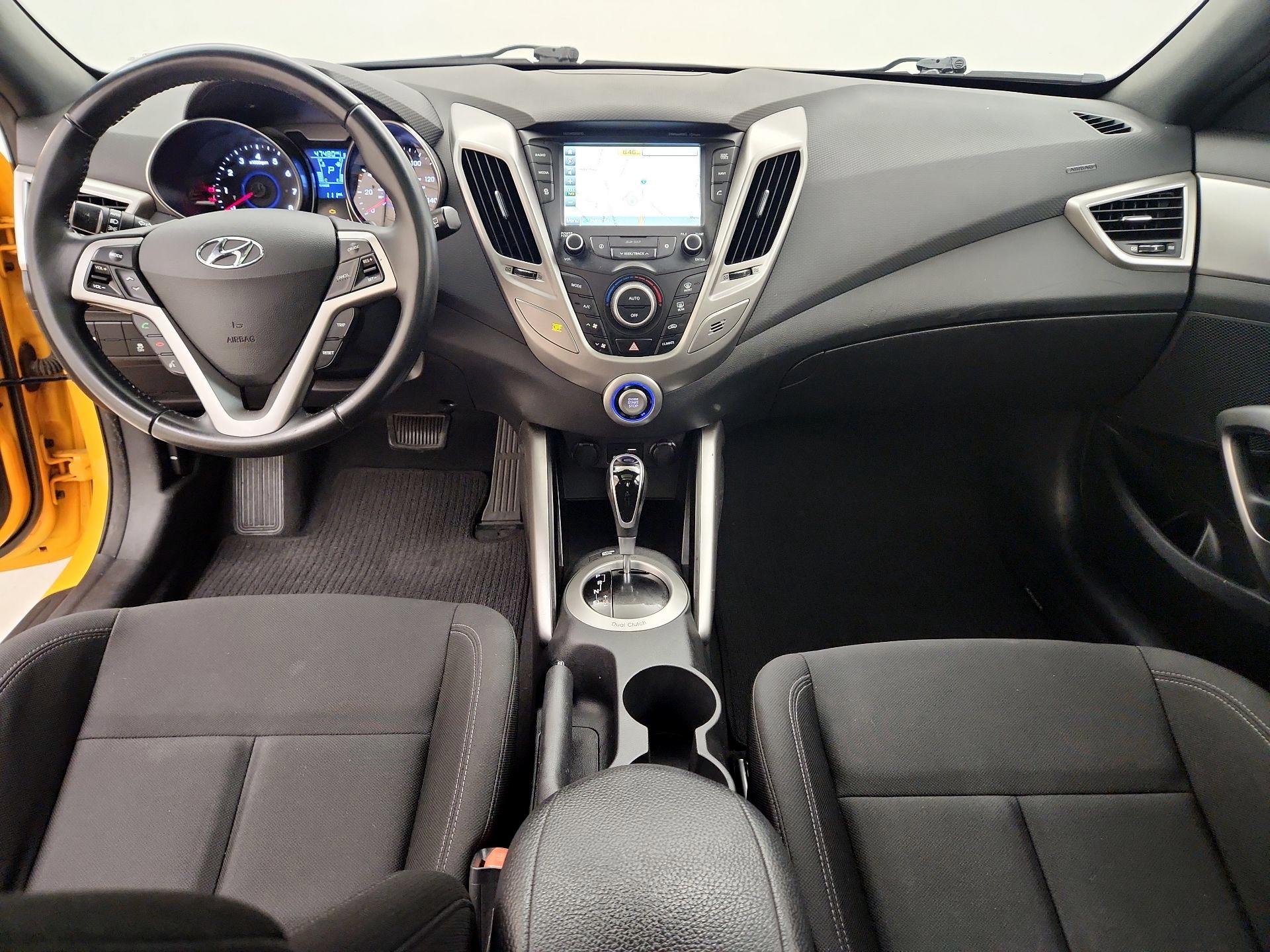 Thumbnail: 2017 Hyundai Veloster - 9