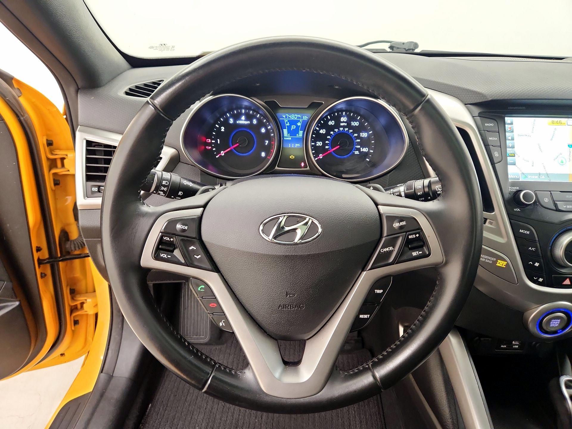 Thumbnail: 2017 Hyundai Veloster - 10