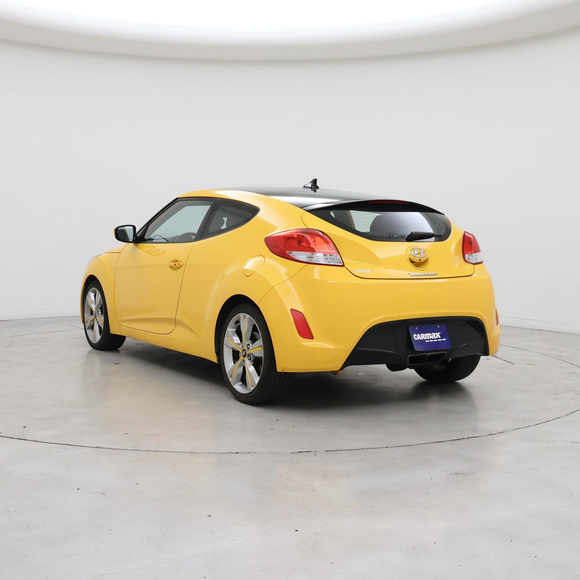 Thumbnail: 2017 Hyundai Veloster - 2