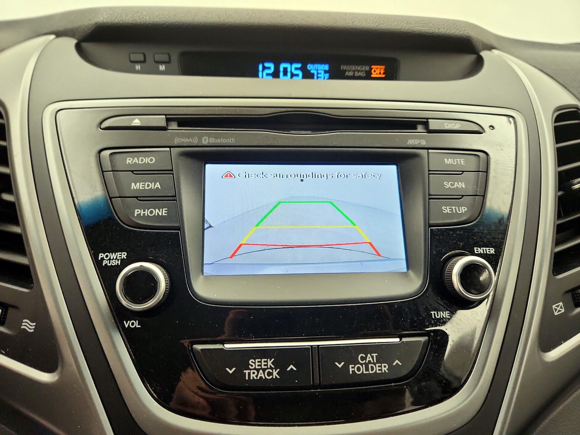 Thumbnail: 2015 Hyundai Elantra - 14