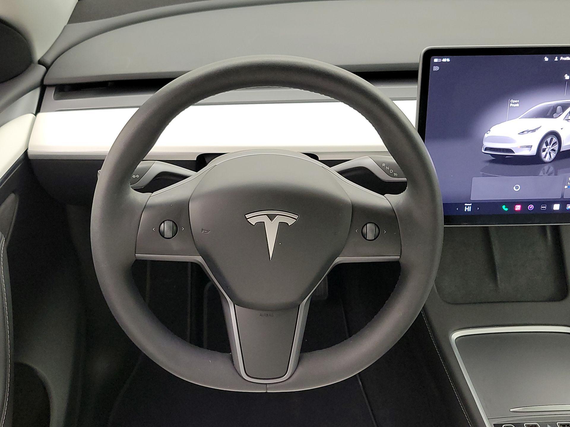 Thumbnail: 2023 Tesla Model Y - 10