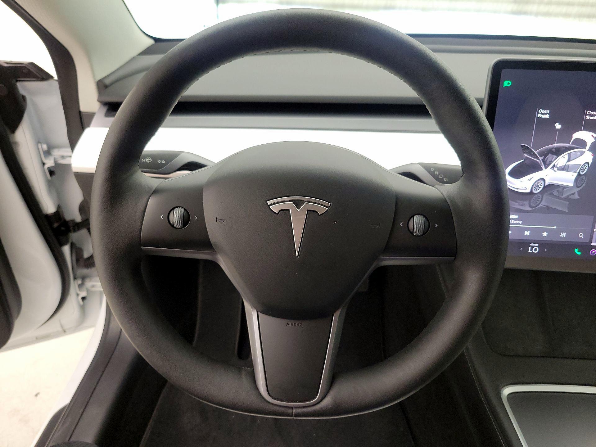 Thumbnail: 2022 Tesla Model 3 - 10