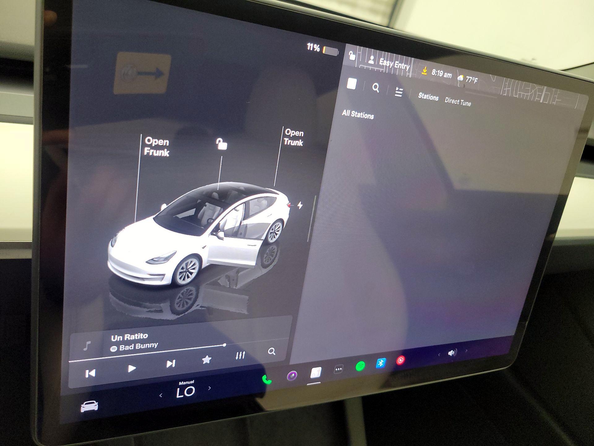 Thumbnail: 2022 Tesla Model 3 - 15