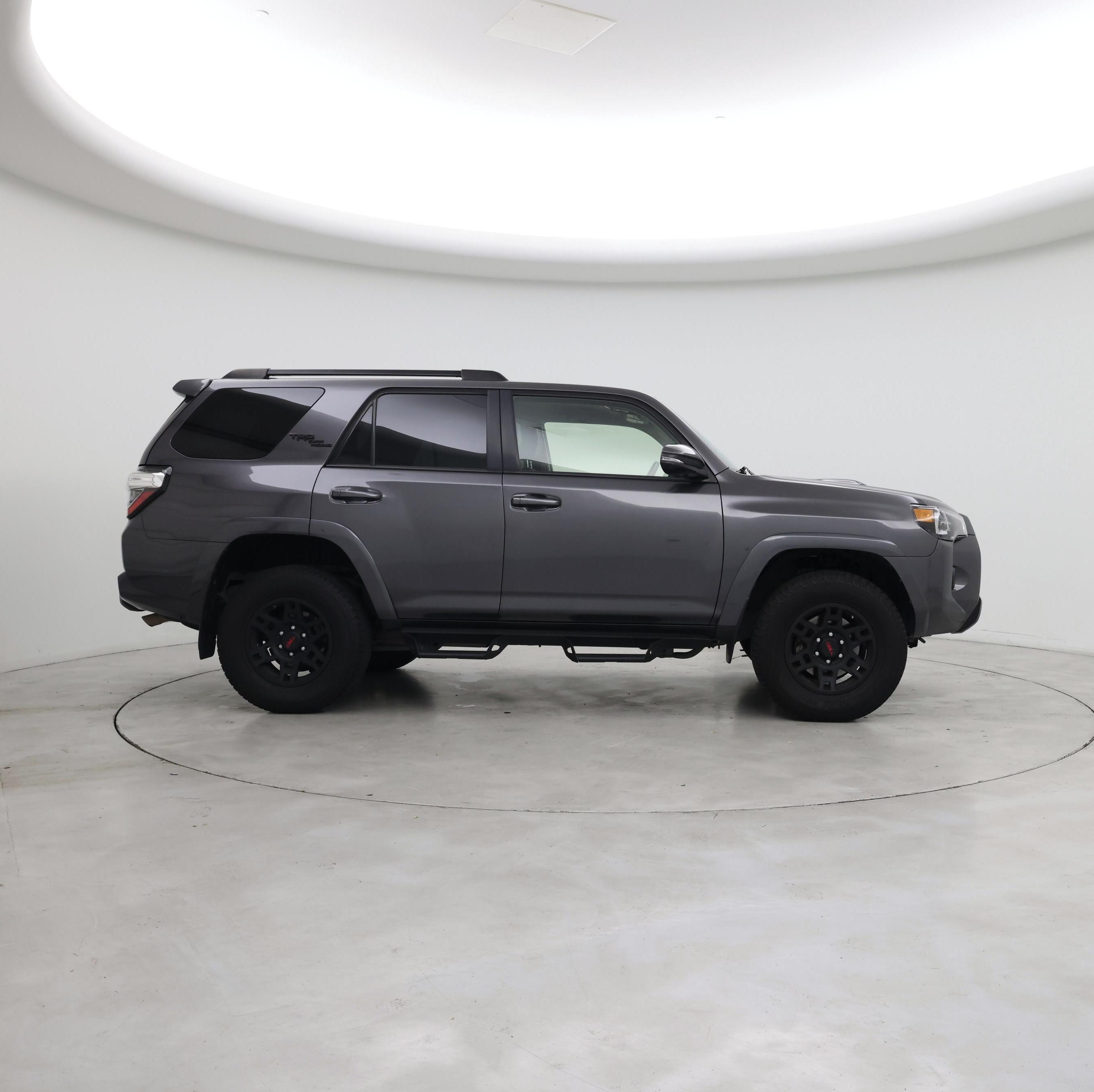 Thumbnail: 2020 Toyota 4Runner - 7