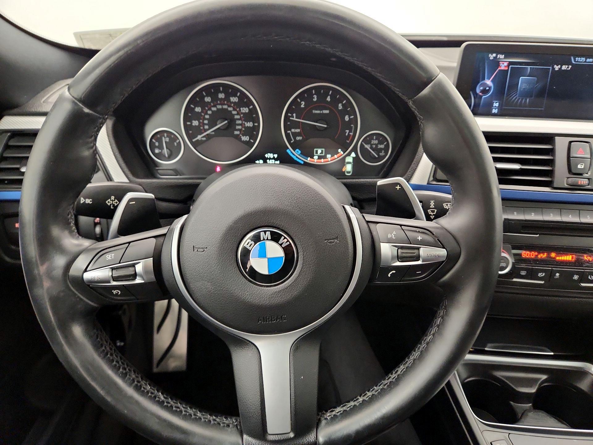 Thumbnail: 2015 BMW 3 Series - 10