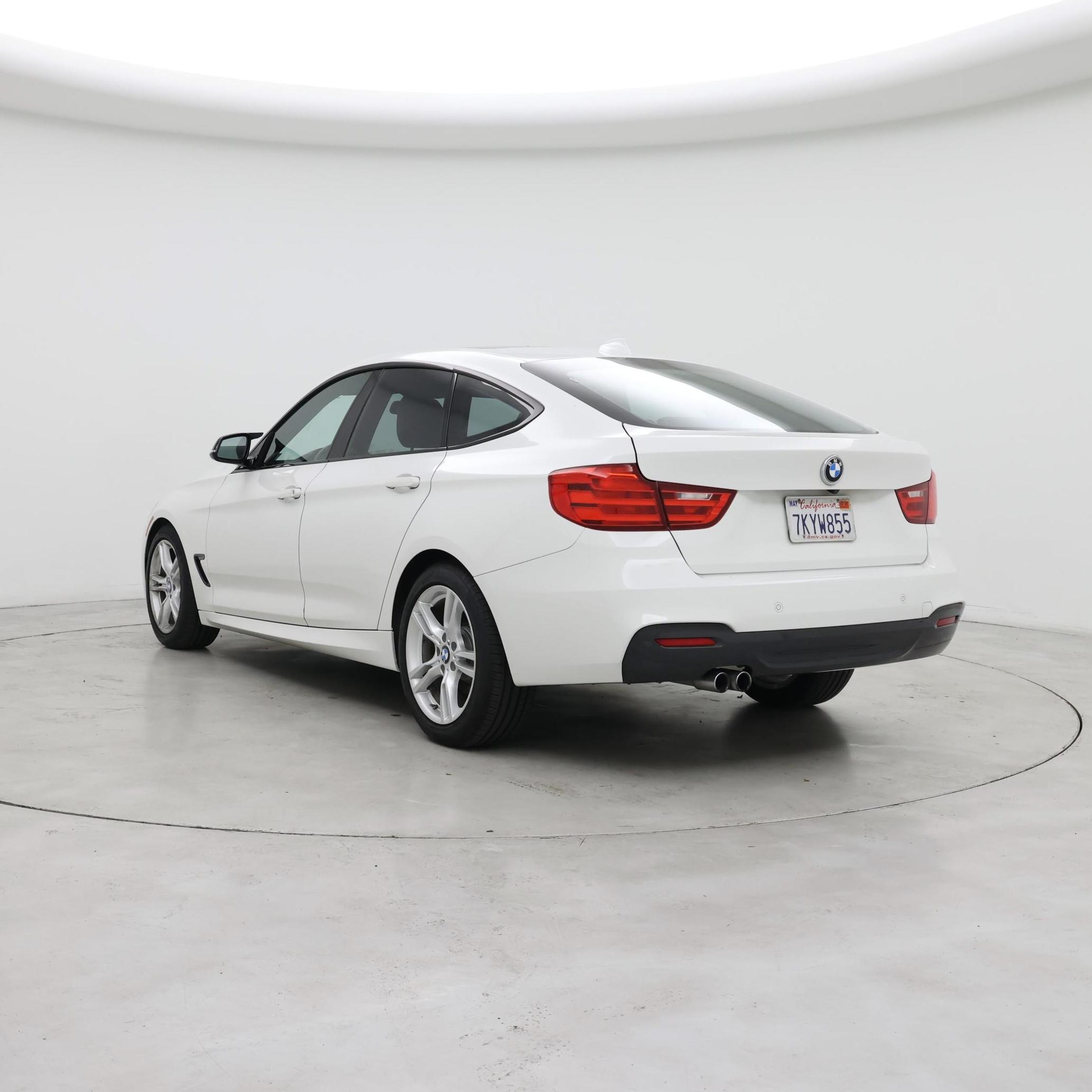 Thumbnail: 2015 BMW 3 Series - 2