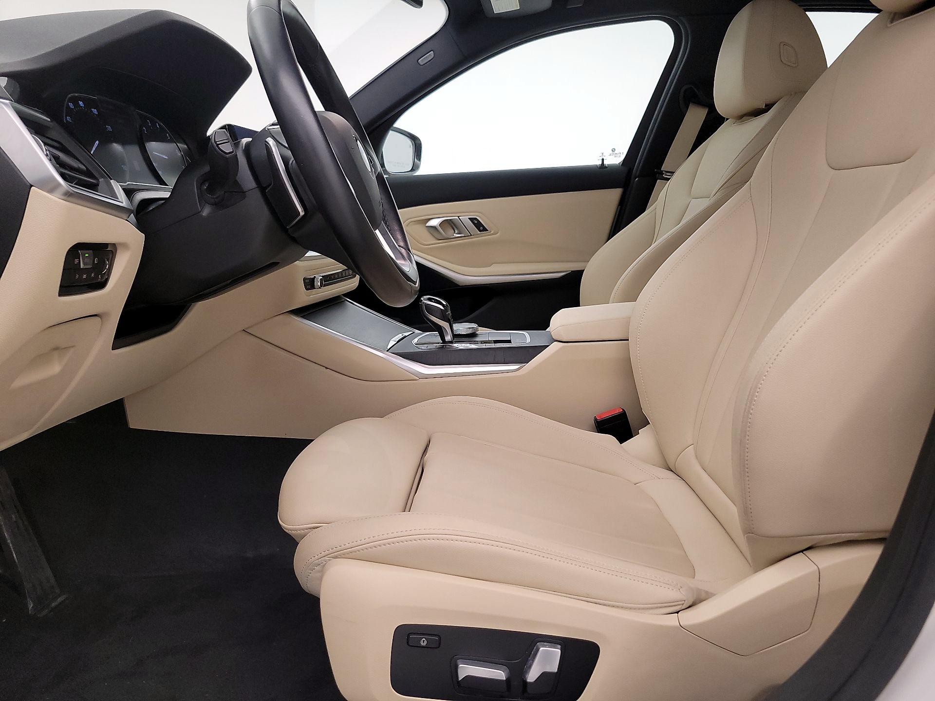 Thumbnail: 2021 BMW 3 Series - 11