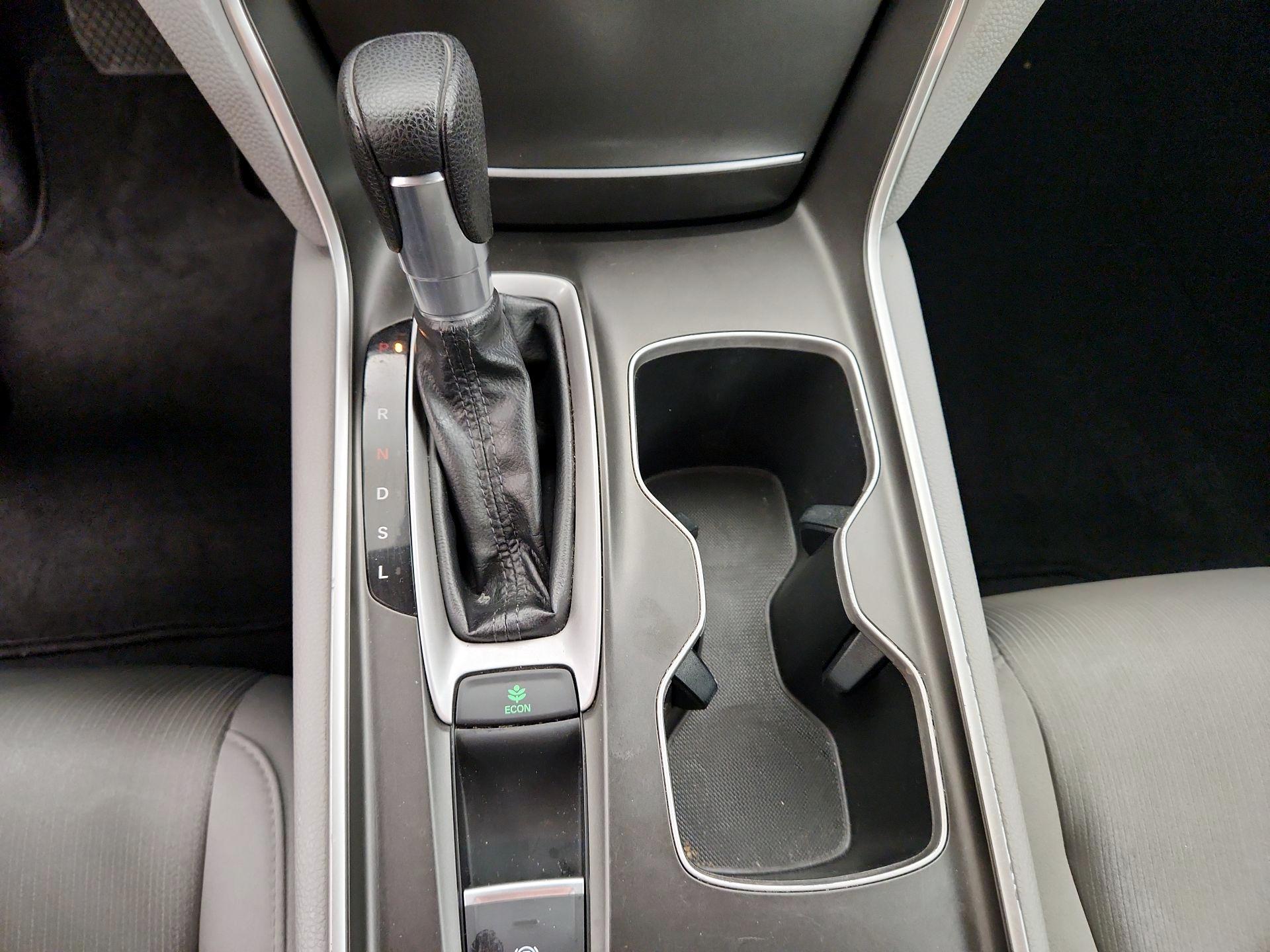 Thumbnail: 2019 Honda Accord - 17