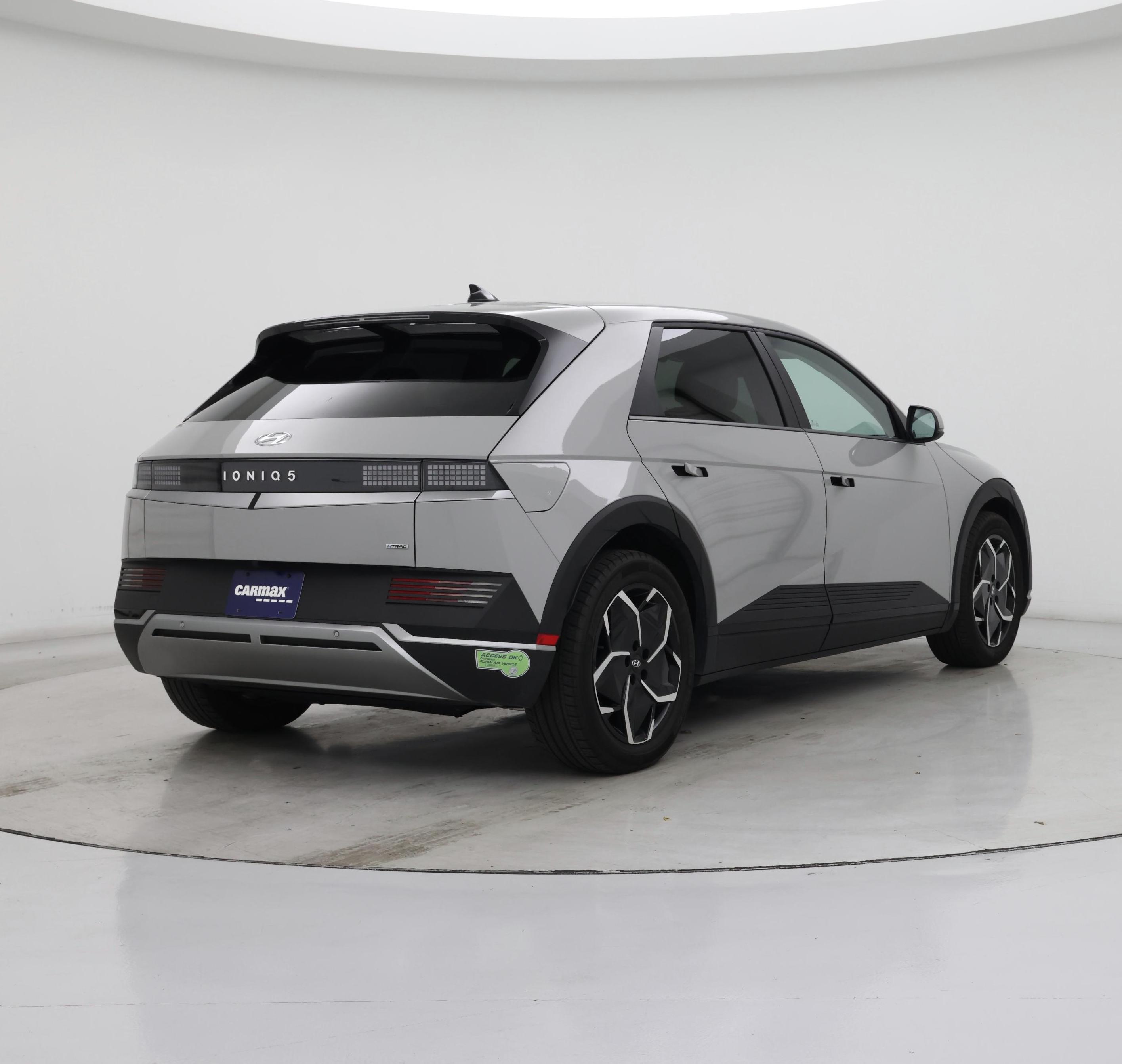 Thumbnail: 2023 Hyundai Ioniq 5 - 8