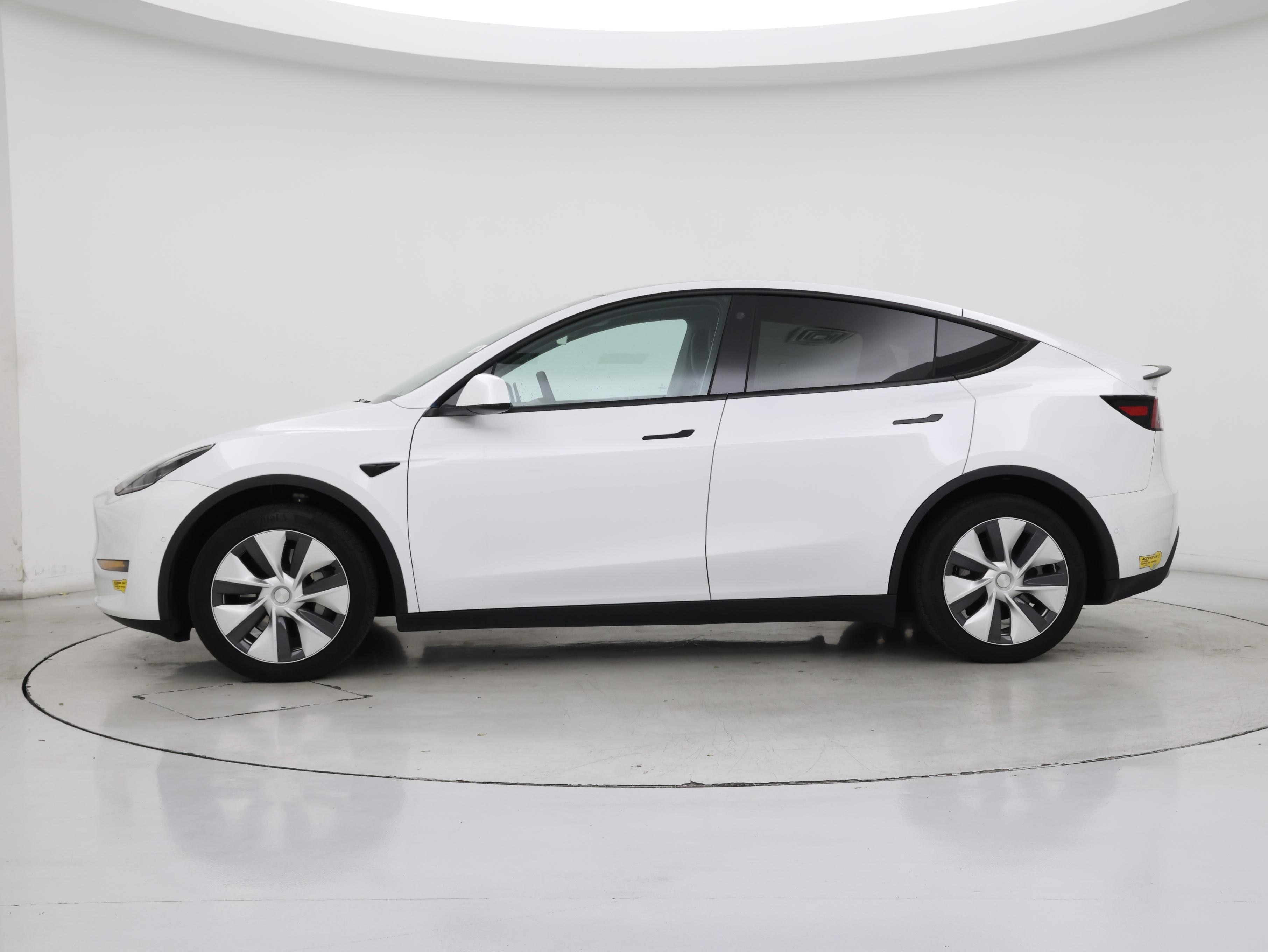 Thumbnail: 2021 Tesla Model Y - 3