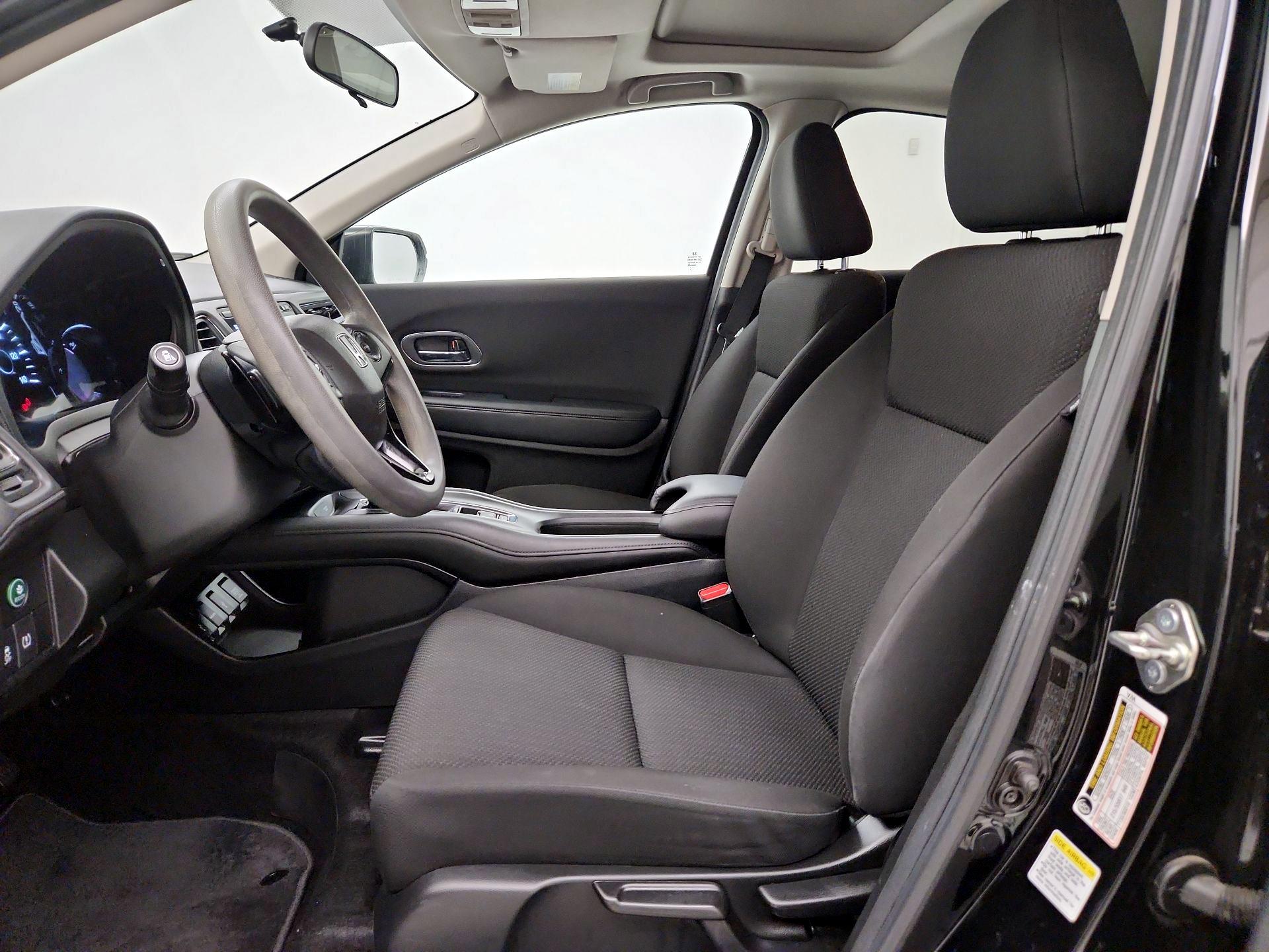 Thumbnail: 2016 Honda HR-V - 11